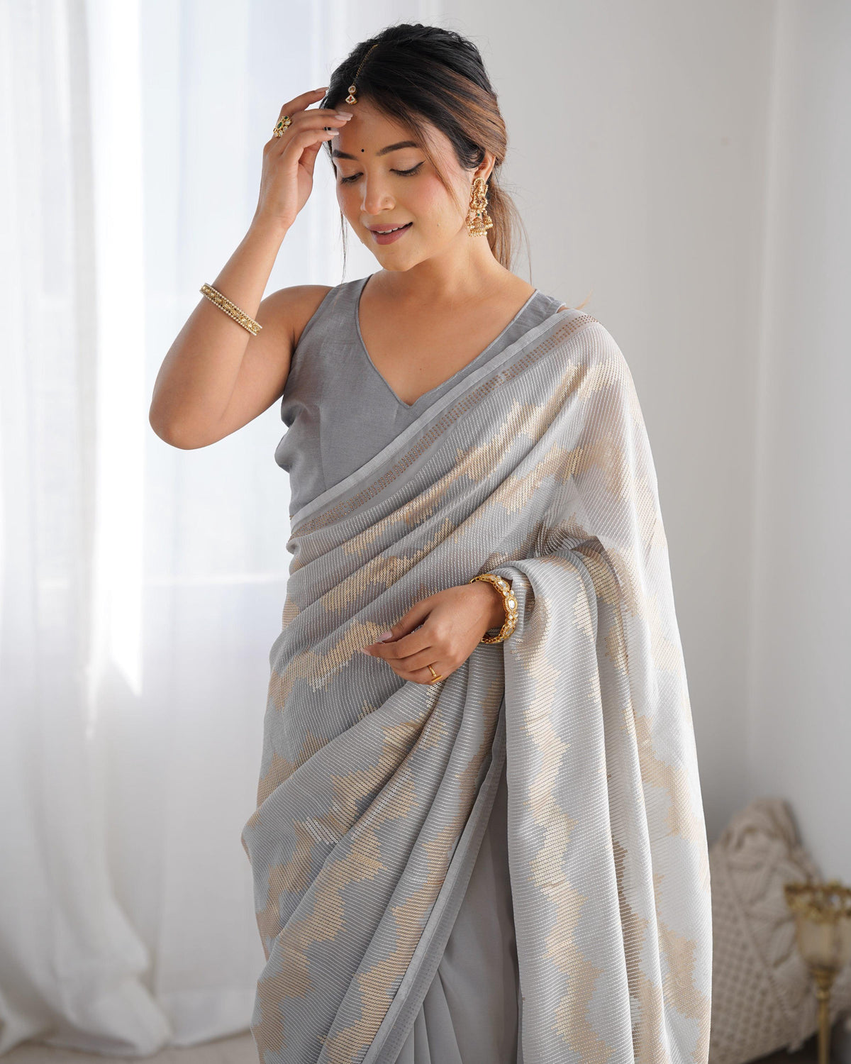 Jyoti Fashion Women's Grey Georgette Sequin Swarovski Designer Saree with Blouse | Grocsy