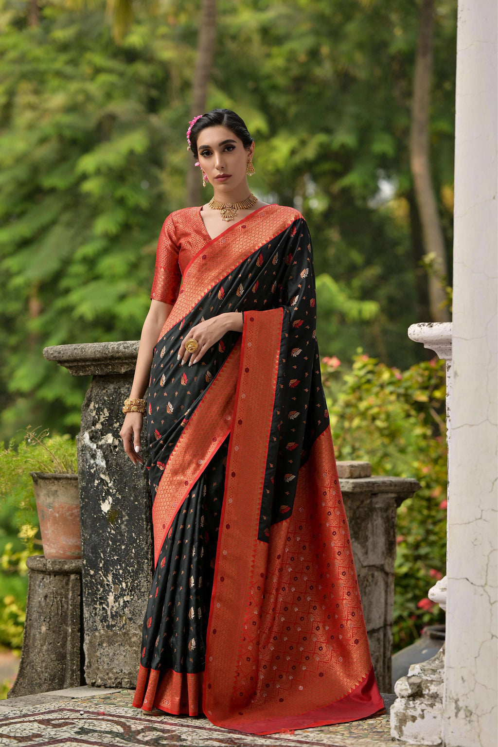 Jyoti Fashion Women's Black Banarasi Silk Zari Woven Traditional Saree with Blouse | Grocsy