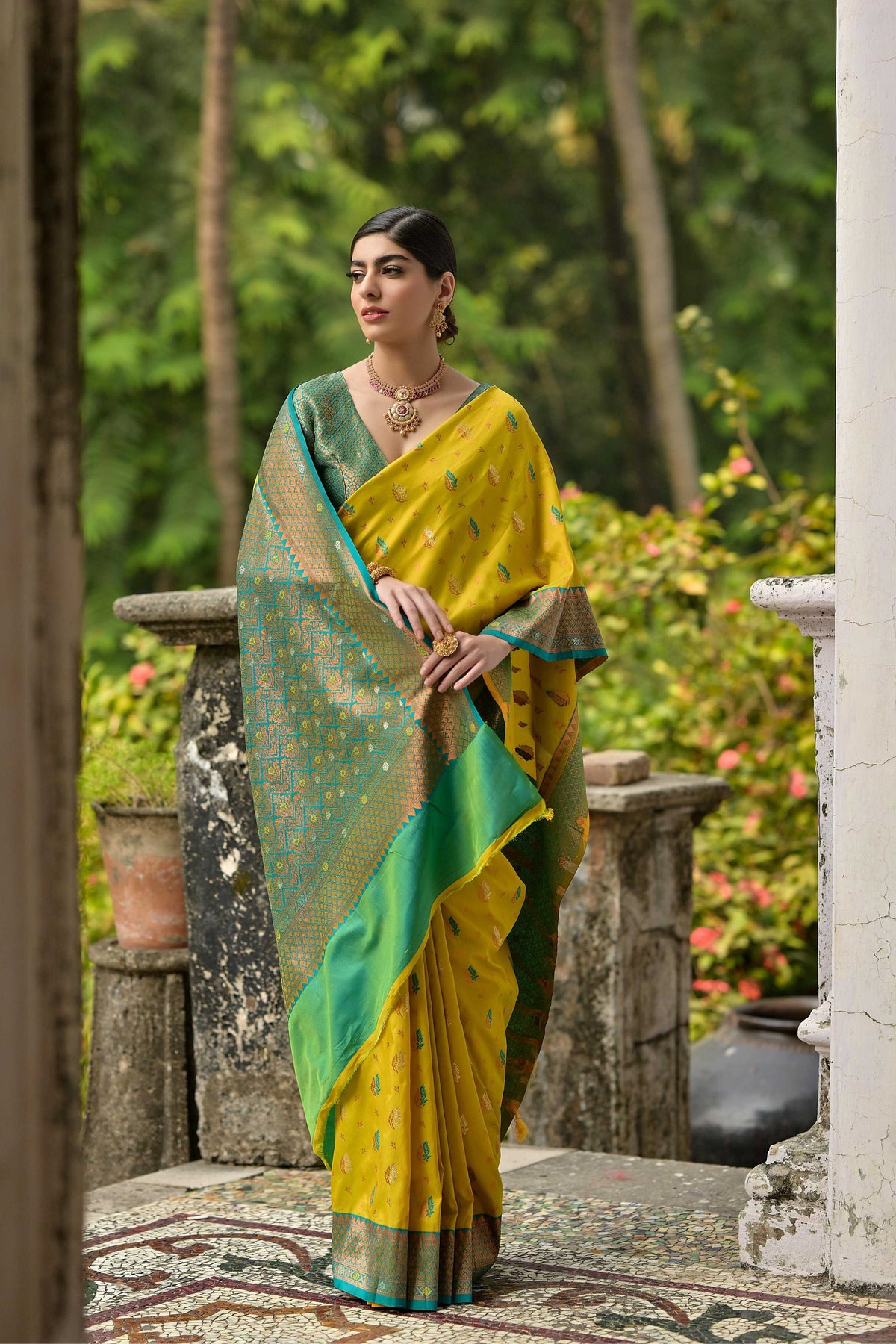 Jyoti Fashion Women's Lemon Yellow Banarasi Silk Zari Woven Traditional Saree with Blouse | Grocsy