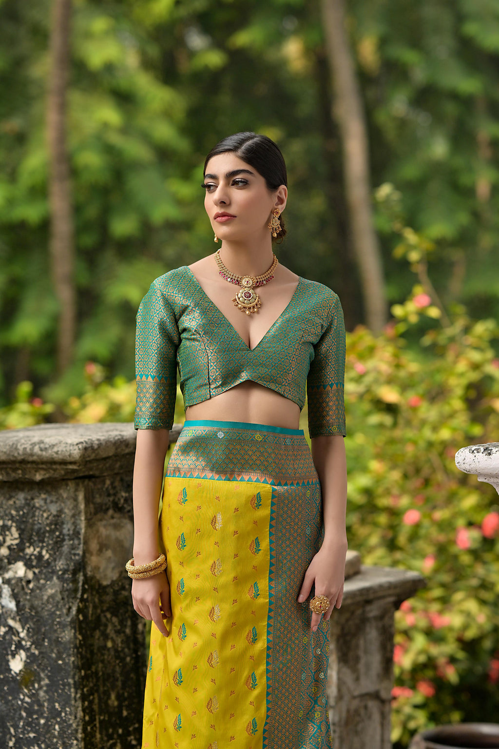 Jyoti Fashion Women's Lemon Yellow Banarasi Silk Zari Woven Traditional Saree with Blouse | Grocsy