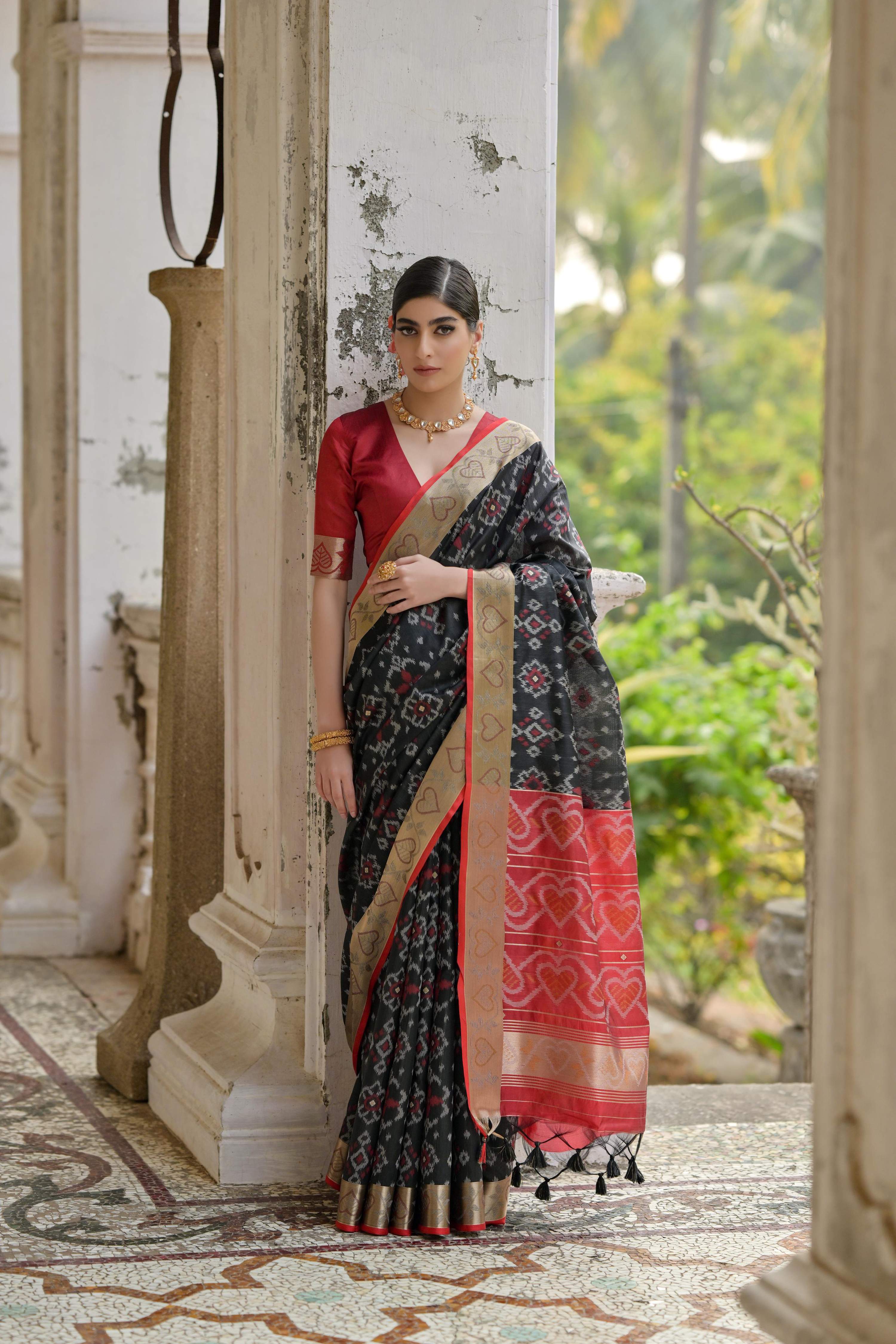 Jyoti Fashion Women's Black Soft Raw Silk Zari Woven Saree with Blouse | Grocsy
