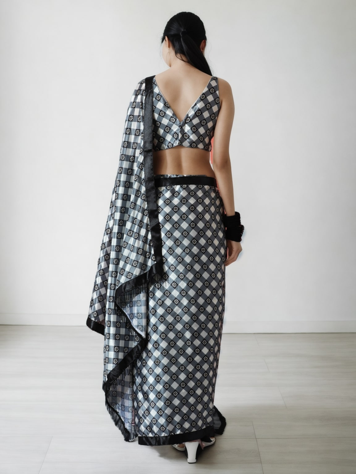 Jyoti Fashion Women's Grey Chinon Digital Printed Ready To Wear Saree with Blouse | Grocsy
