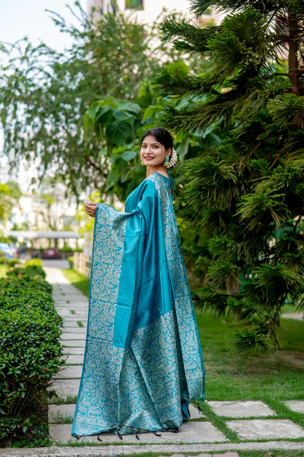 Jyoti Fashion Women's Sky Blue Handloom Raw Silk Weaving Designer Saree with Blouse | Grocsy