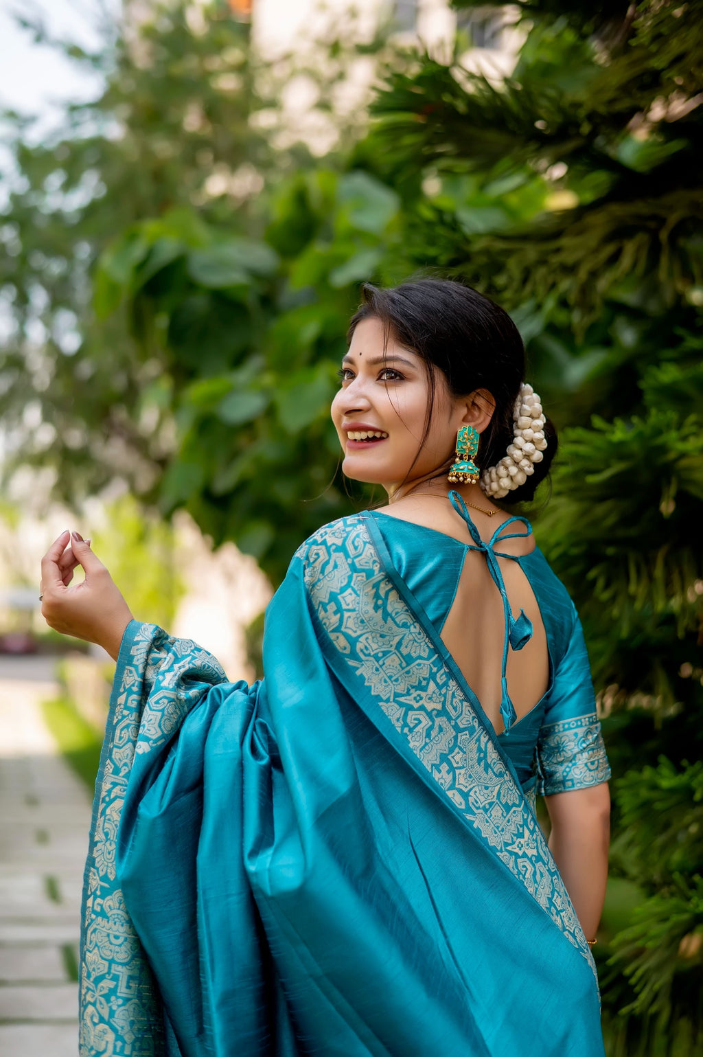 Jyoti Fashion Women's Sky Blue Handloom Raw Silk Weaving Designer Saree with Blouse | Grocsy