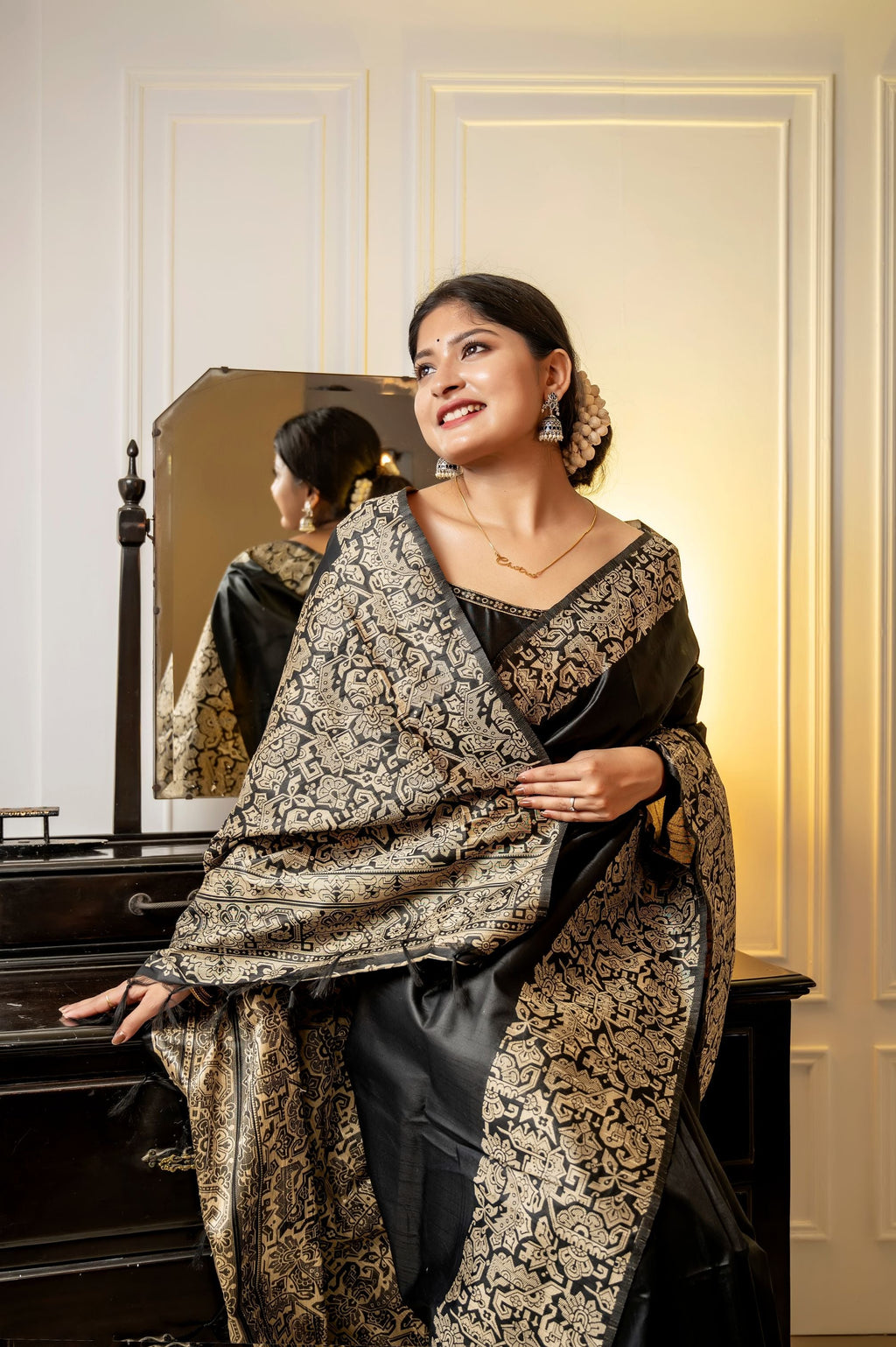 Jyoti Fashion Women's Black Handloom Raw Silk Weaving Designer Saree with Blouse | Grocsy