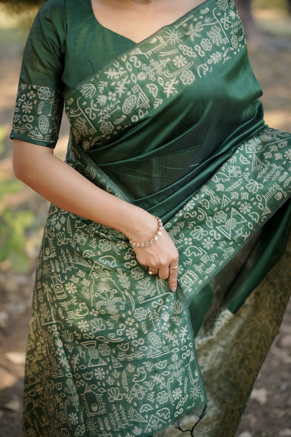 Jyoti Fashion Women's Bottle Green Handloom Raw Silk Weaving Designer Saree with Blouse | Grocsy