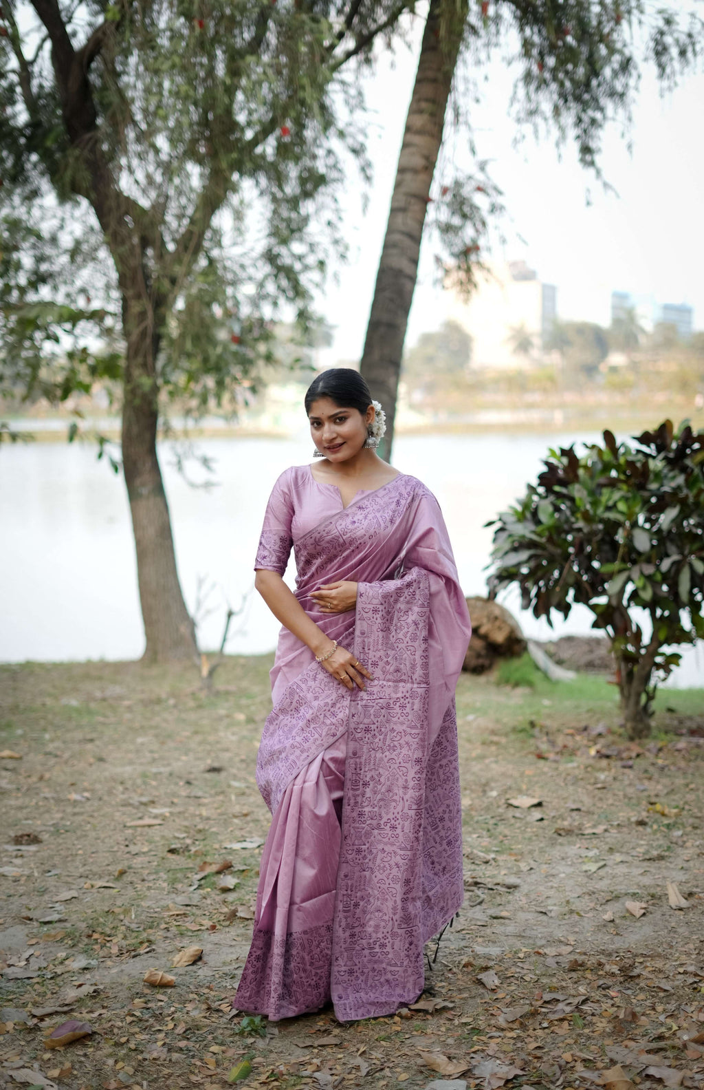 Jyoti Fashion Women's Purple Handloom Raw Silk Weaving Designer Saree with Blouse | Grocsy