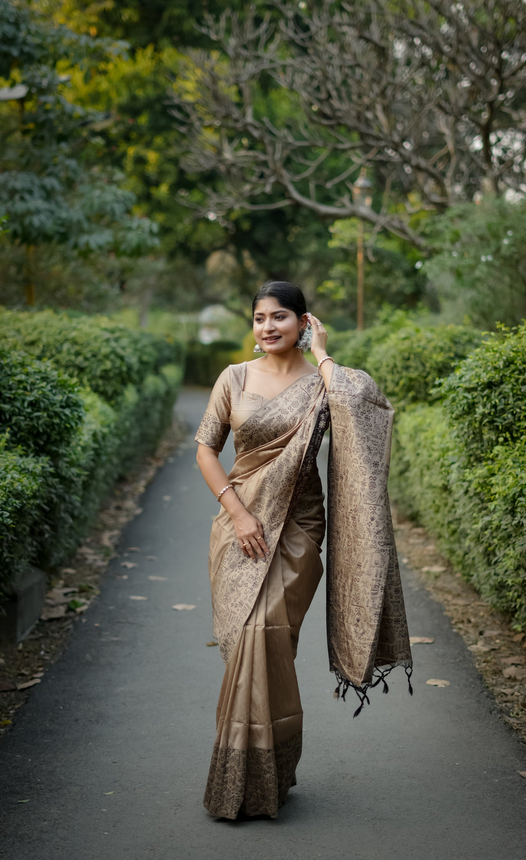 Jyoti Fashion Women's Beige Handloom Raw Silk Weaving Designer Saree with Blouse | Grocsy