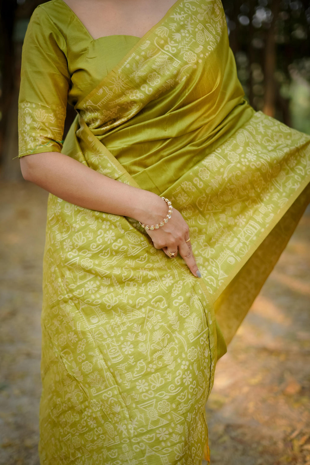 Jyoti Fashion Women's Mehendi Handloom Raw Silk Weaving Designer Saree with Blouse | Grocsy