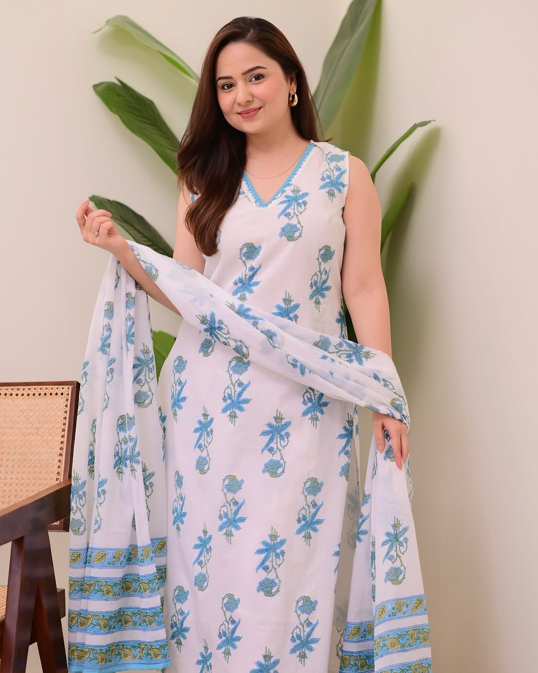 Jyoti Fashion Women's Blue Rayon Slub Floral Printed Designer Kurta Set with Dupatta | Grocsy