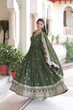 Jyoti Fashion Women's Green Vichitra Silk Sequins Zari Embroidered Anarkali Set With Dupatta | Grocsy