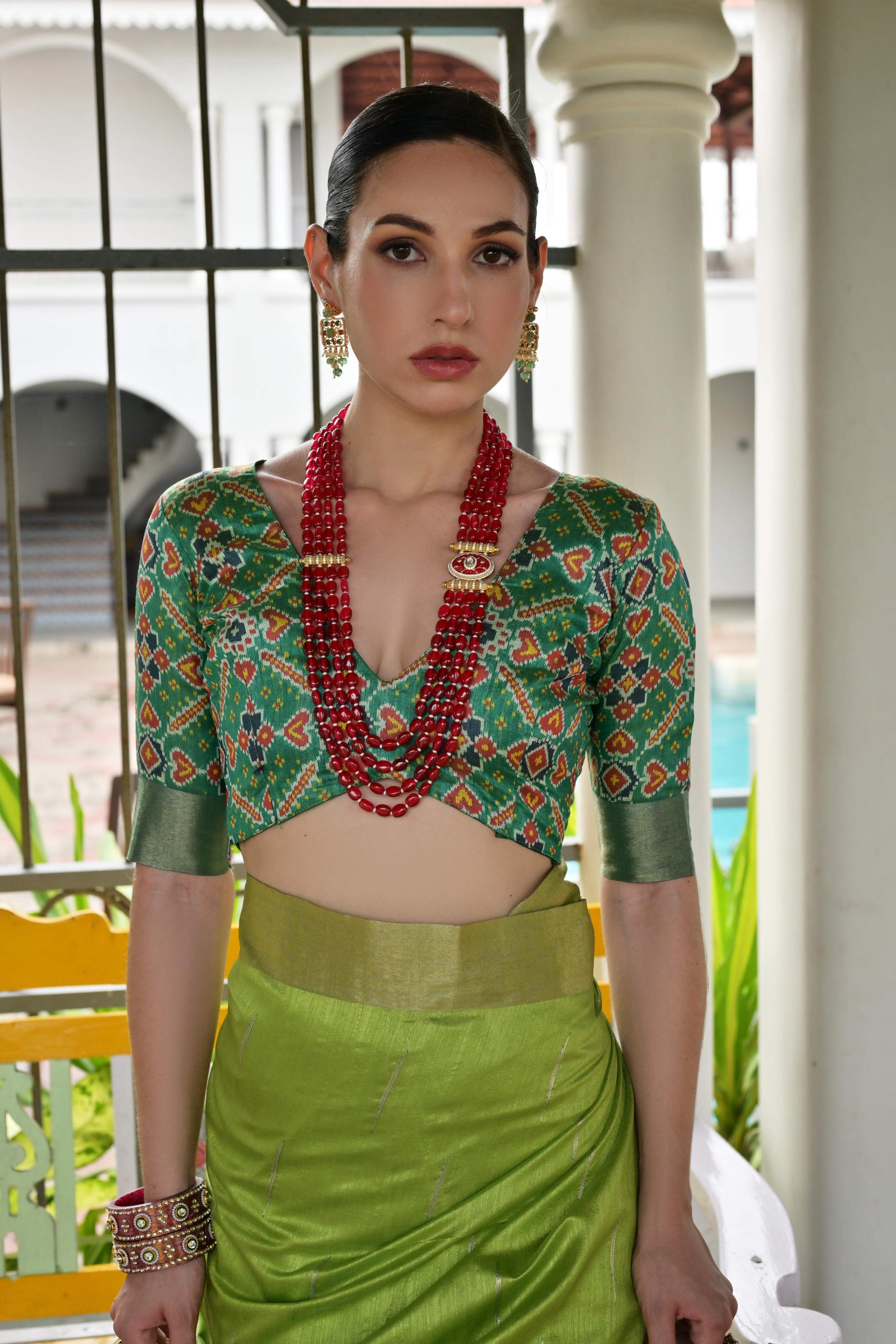 Jyoti Fashion Women's Green Khadi Raw Silk Meena Weaving Patola Saree with Blouse | Grocsy