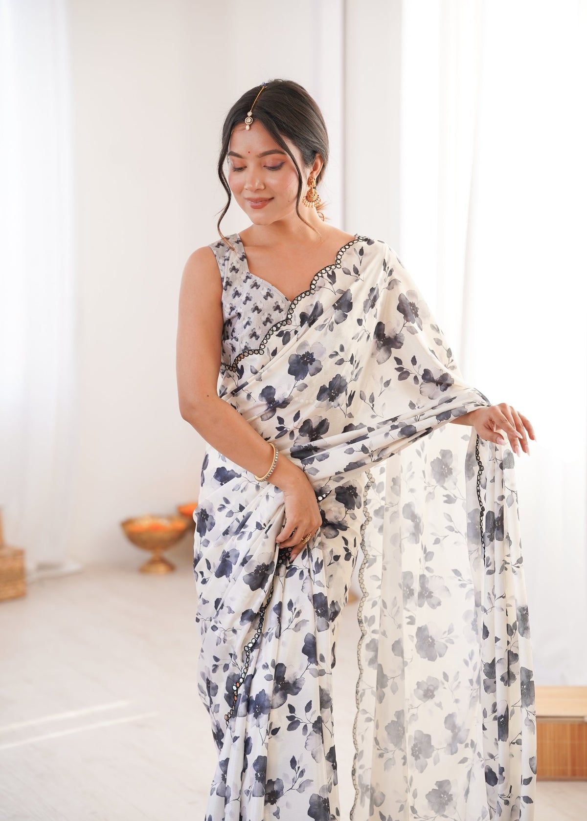Jyoti Fashion Women's Off White Chinon Digital Printed Designer Saree with Blouse | Grocsy