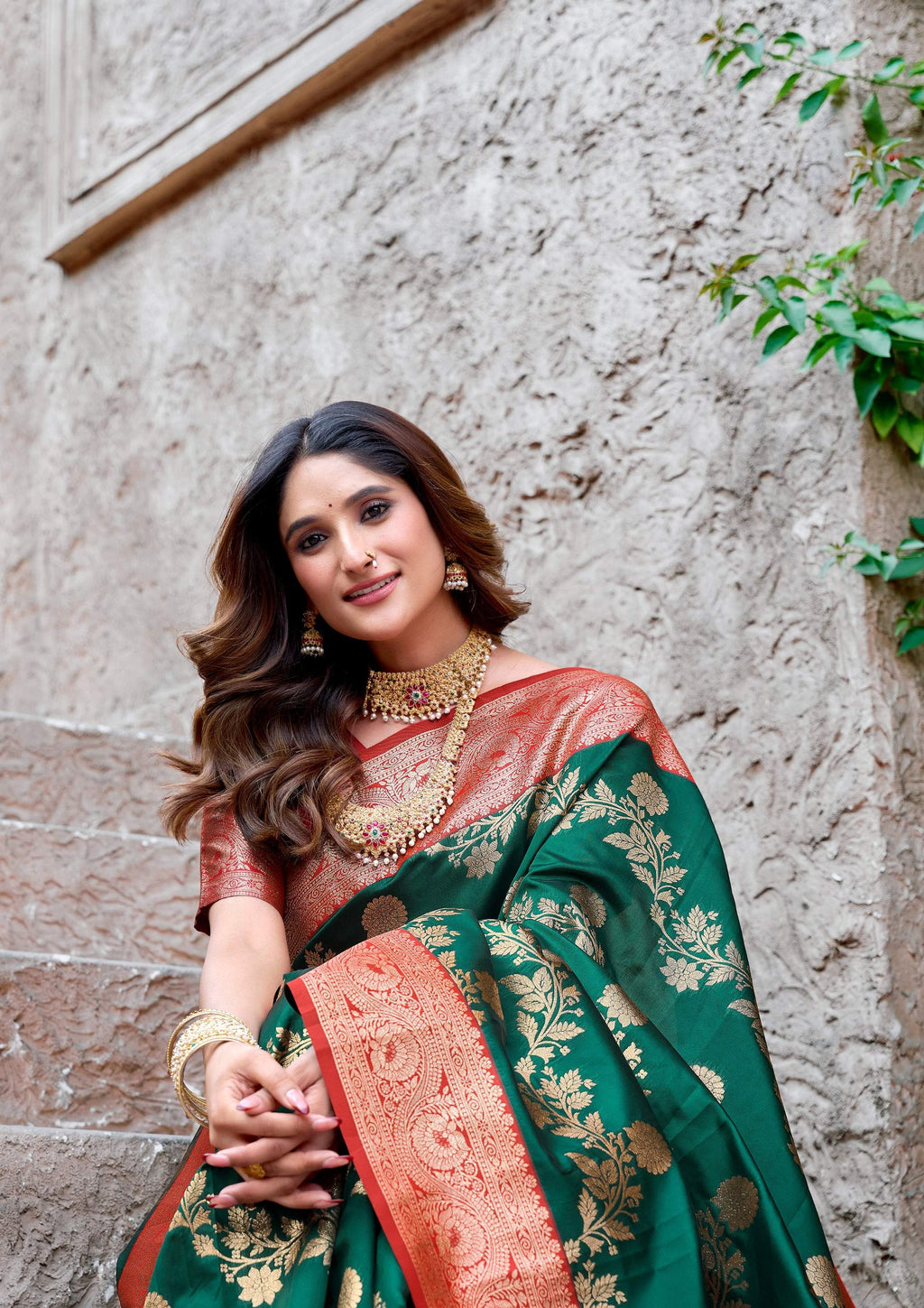 Jyoti Fashion Women's Bottle Green Silk Zari Woven Saree with Blouse | Grocsy
