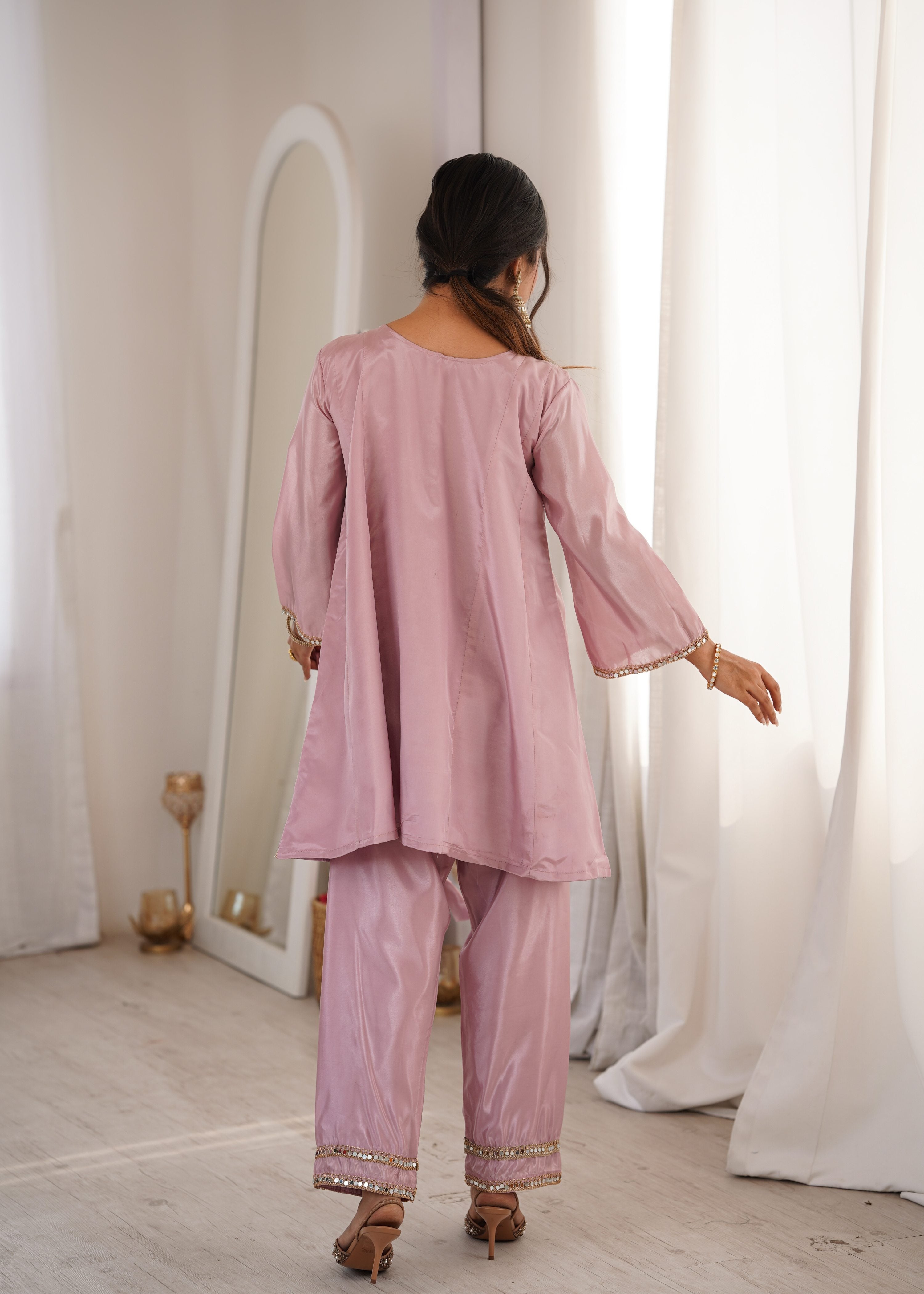 Jyoti Fashion Baby Pink HO Silk Embroidered Designer Kurta Set with Batwa | Grocsy