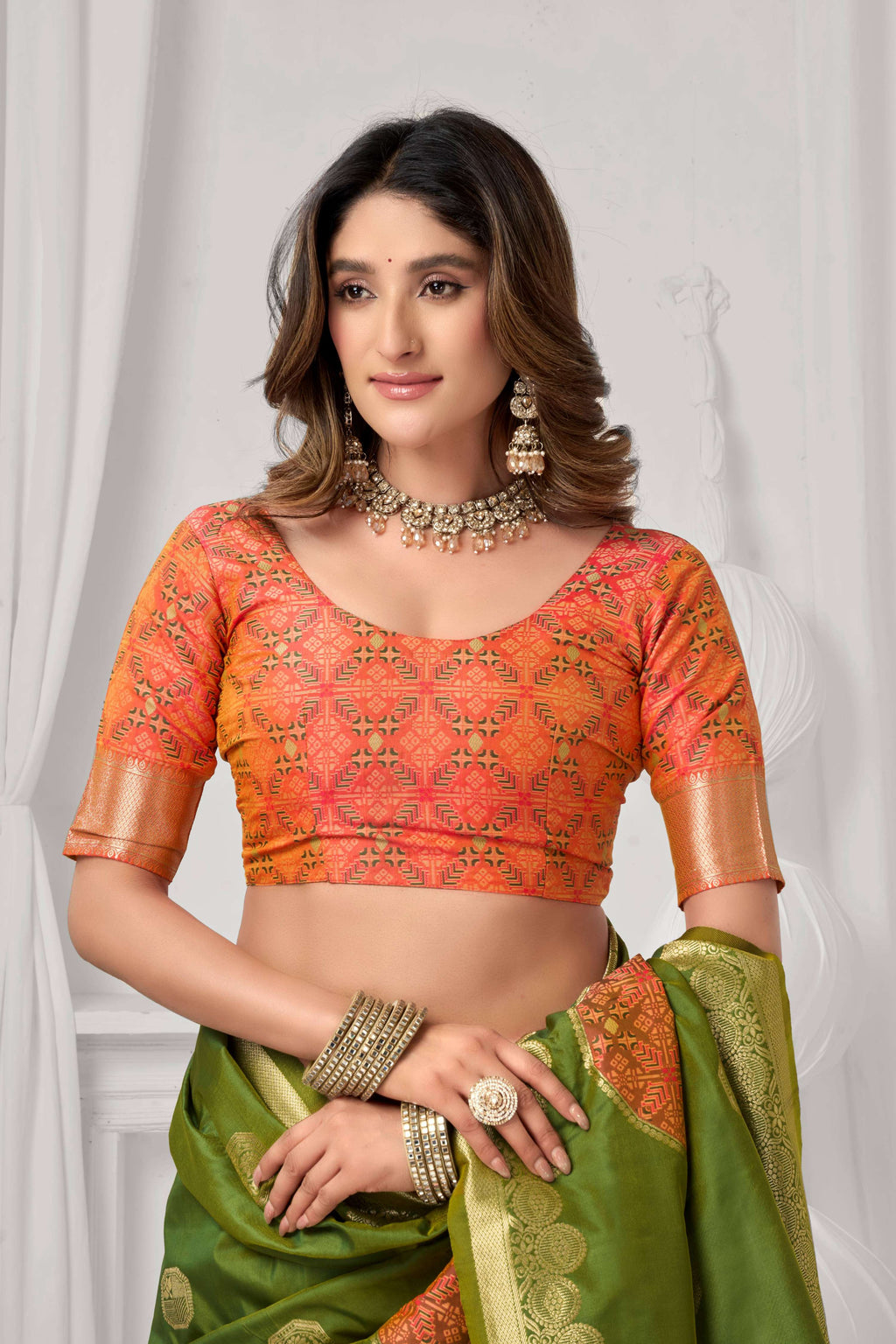 Jyoti Fashion Women's Green Soft Silk Zari Woven Saree with Blouse | Grocsy
