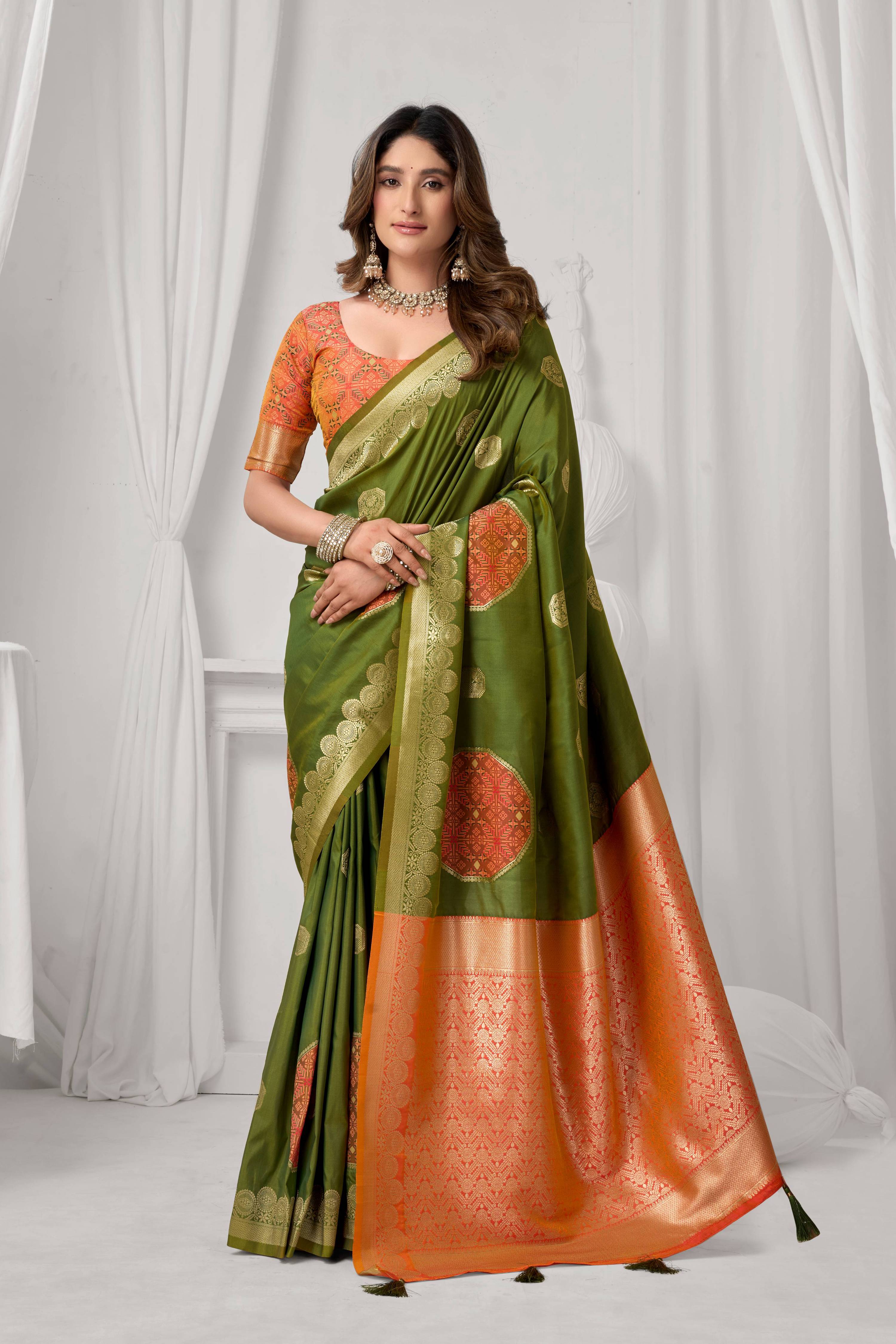Jyoti Fashion Women's Green Soft Silk Zari Woven Saree with Blouse | Grocsy