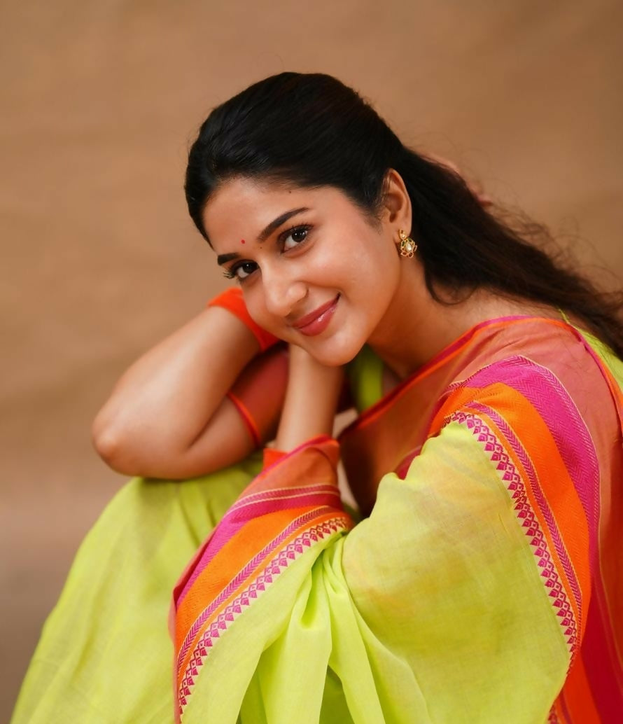 Exclusive Collection Light Green Beautiful Khadi Cotton Handloom Saree | Grocsy