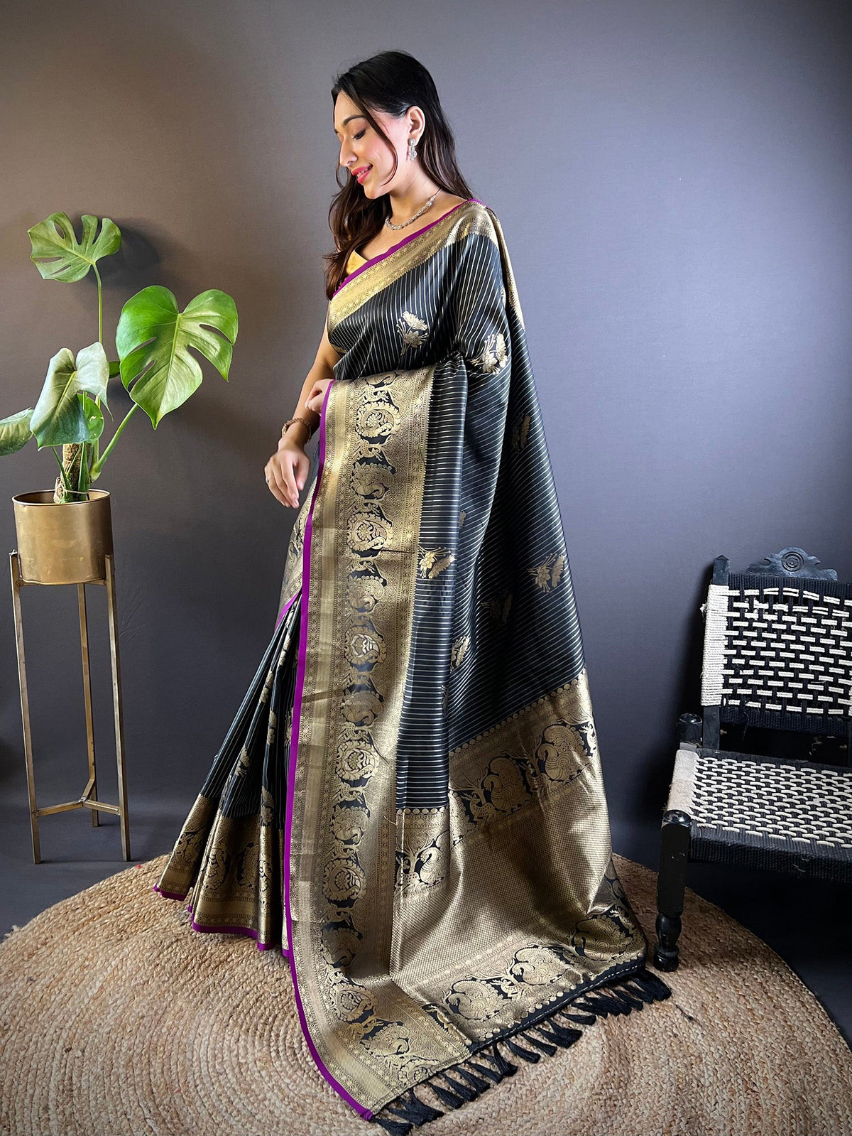 Elora Black Soft Silk Striped With Floral Motifs Zari Jacquard Weaving Leheriya Saree | Grocsy
