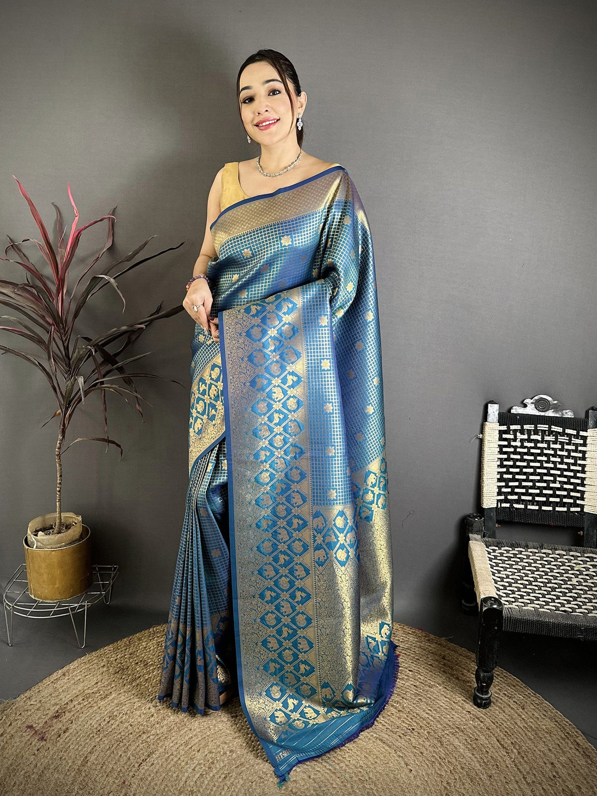 Elora Blue Banarasi Soft Silk Checked Body With Floral Motifs South Pattu Saree | Grocsy