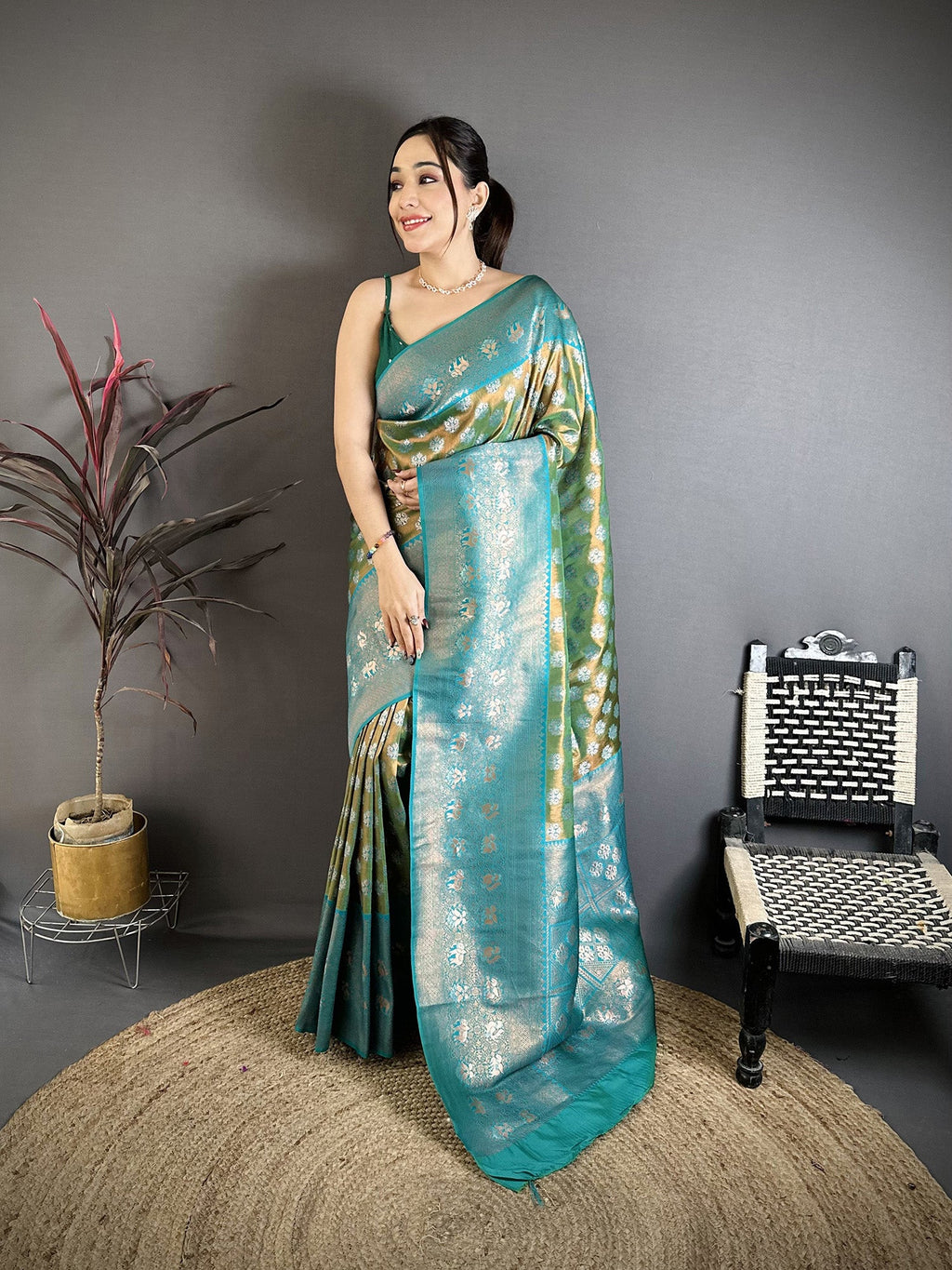 Elora Teal Green Tissue Silk Floral Pattern With Copper Motifs Banarasi Saree | Grocsy