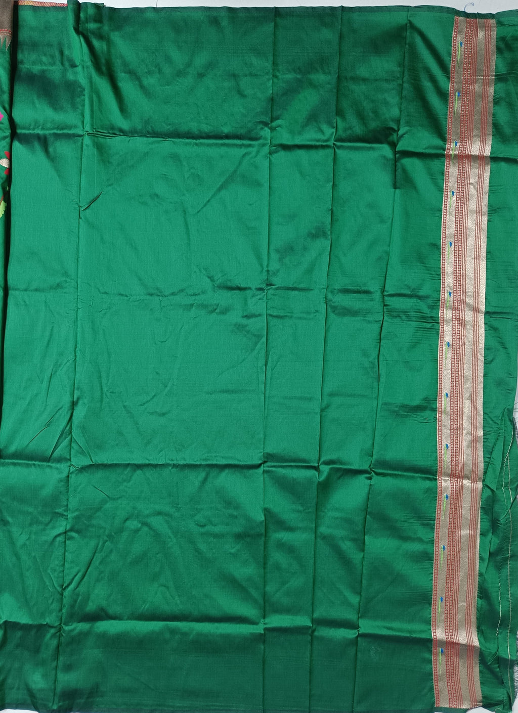 Elora Dark Green Soft Silk Motifs Mina Zari Weaving Paithani Saree | Grocsy