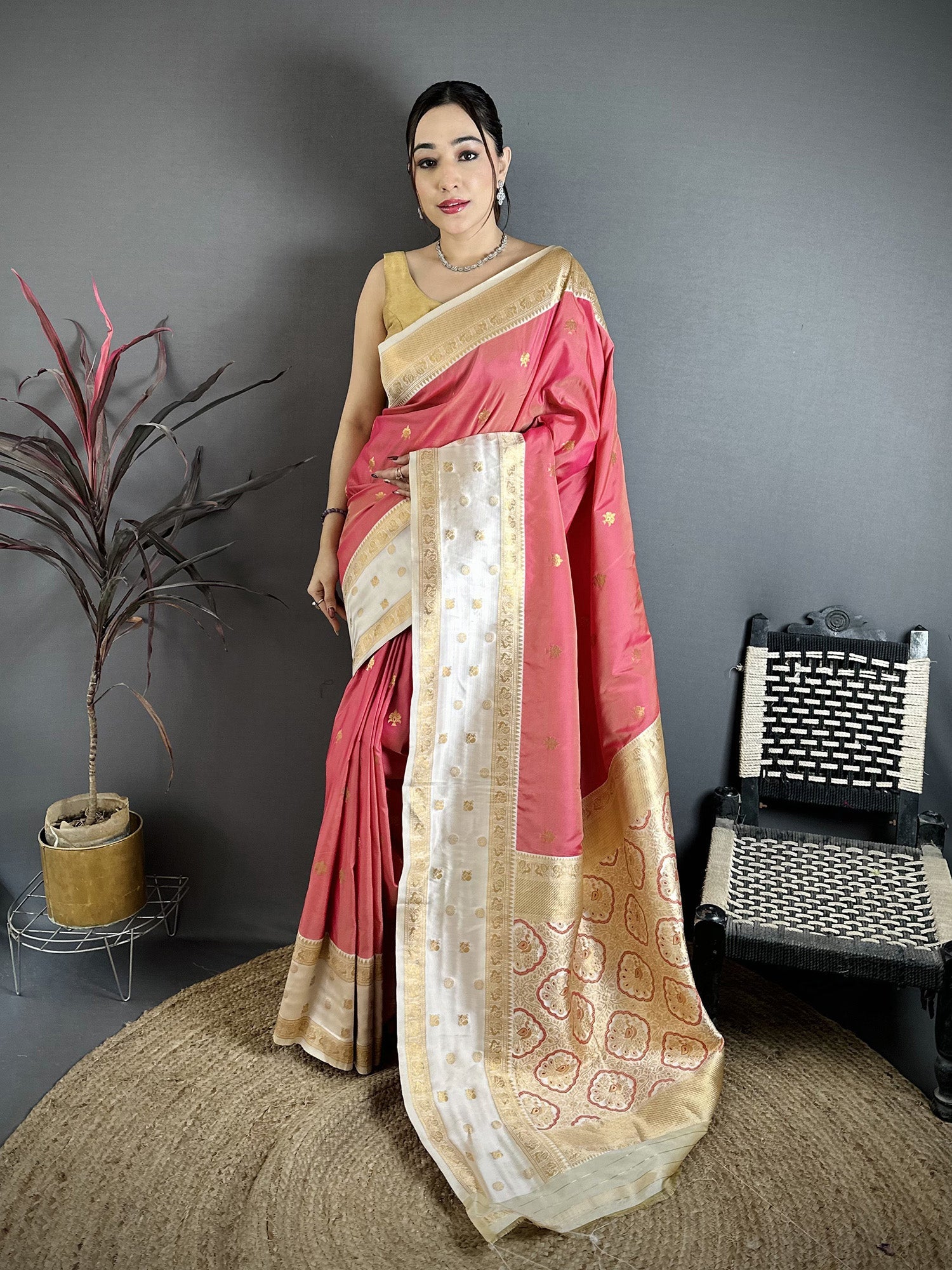 Elora Pink Soft Silk Small Floral Zari Butti Gold Zari Weaving Banarasi Saree | Grocsy