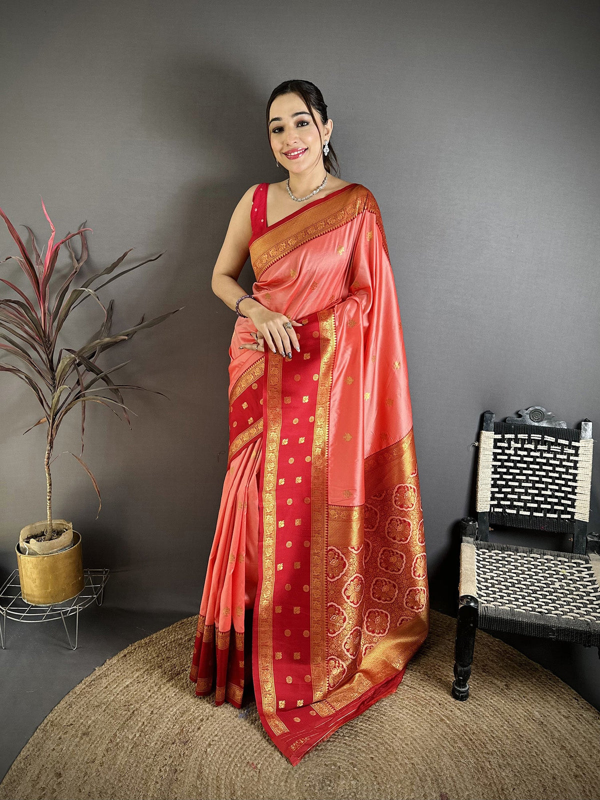 Elora Peach Soft Silk Small Floral Zari Butti Gold Zari Weaving Banarasi Saree | Grocsy
