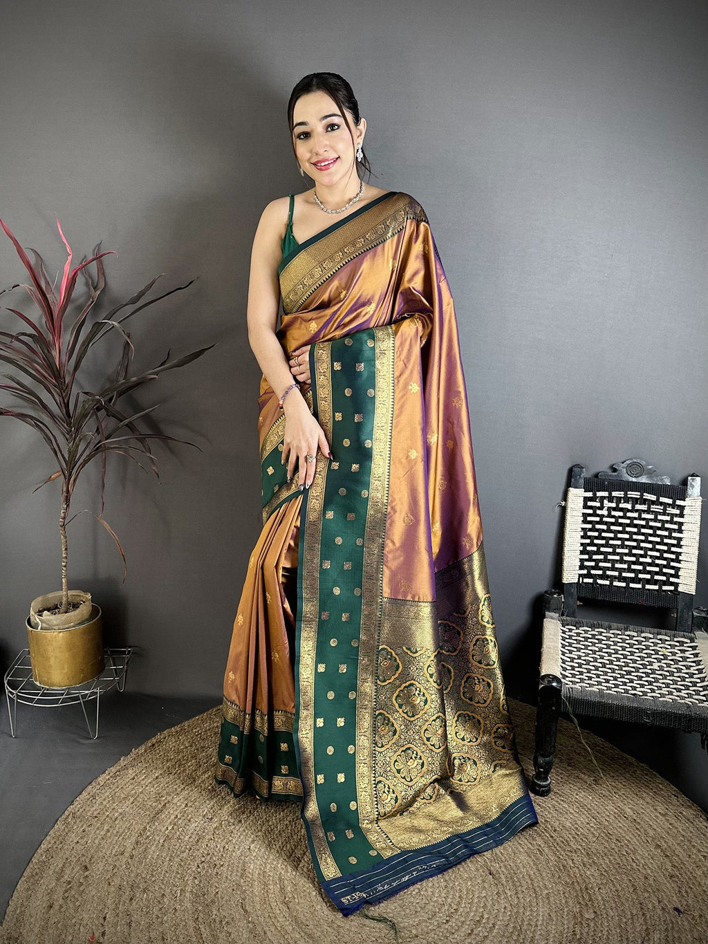 Elora Copper Soft Silk Small Floral Zari Butti Gold Zari Weaving Banarasi Saree | Grocsy