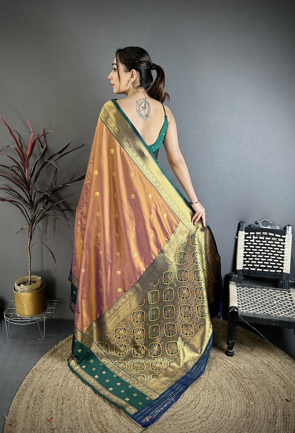 Elora Copper Soft Silk Small Floral Zari Butti Gold Zari Weaving Banarasi Saree | Grocsy
