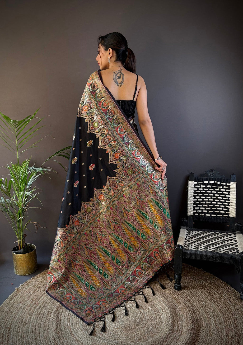 Elora Black Silk Meena Weaving Pashmina Work Kashmiri Saree | Grocsy
