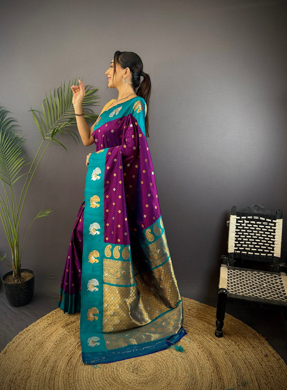 Elora Purple Soft Silk Butti Zari Weaving Contrast Weaving Border Banarasi Saree | Grocsy