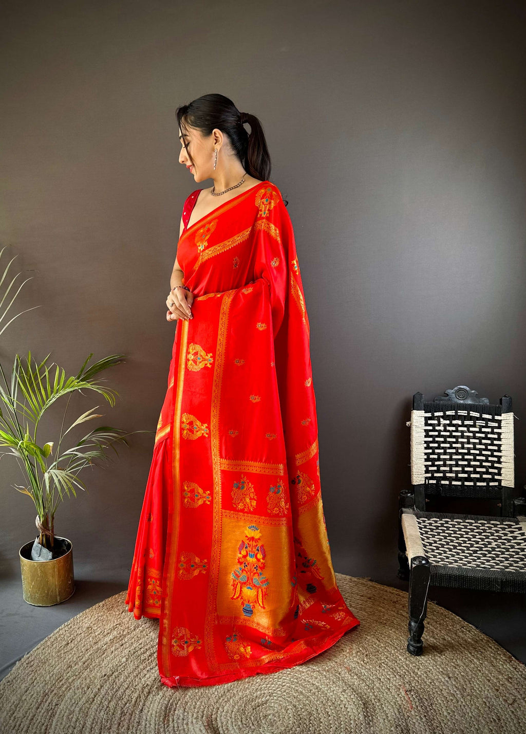 Elora Soft Silk Meenakari Zari Weaving With Peacock Border Paithani Saree | Grocsy