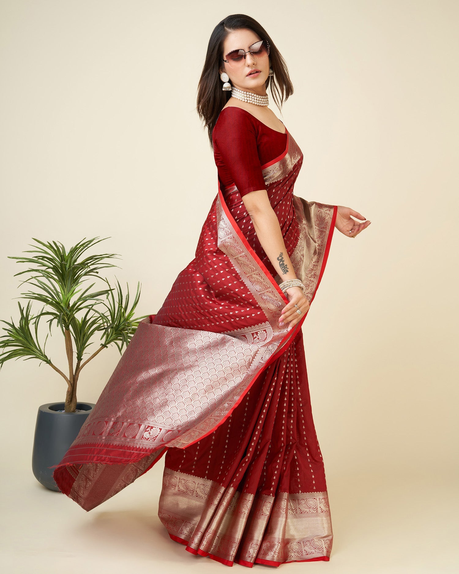 Elora Blood Red Soft Silk Small Butti Zari Weaving Border Banarasi Saree | Grocsy