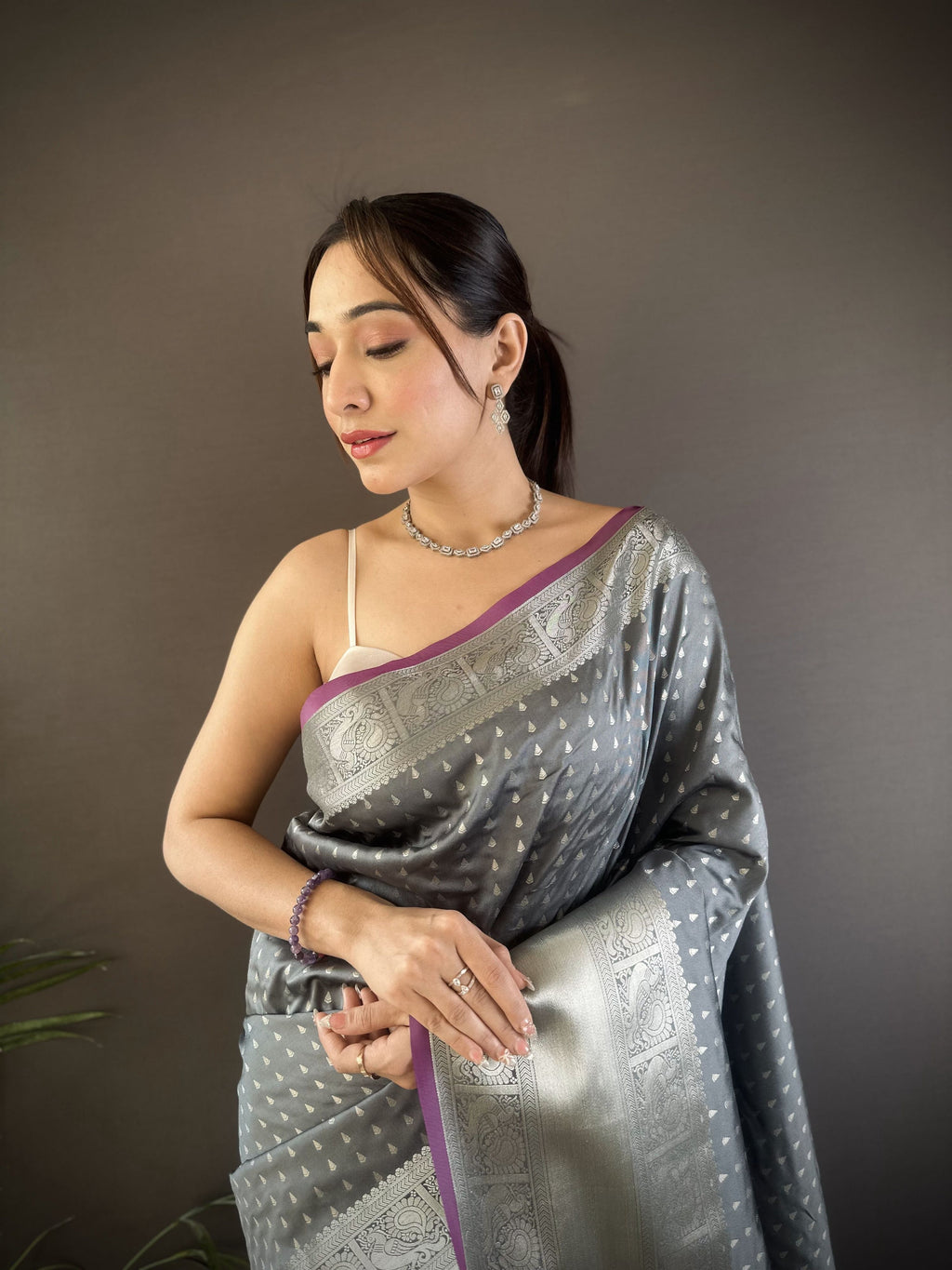 Elora Grey Soft Silk Small Butti Zari Weaving Border Banarasi Saree | Grocsy