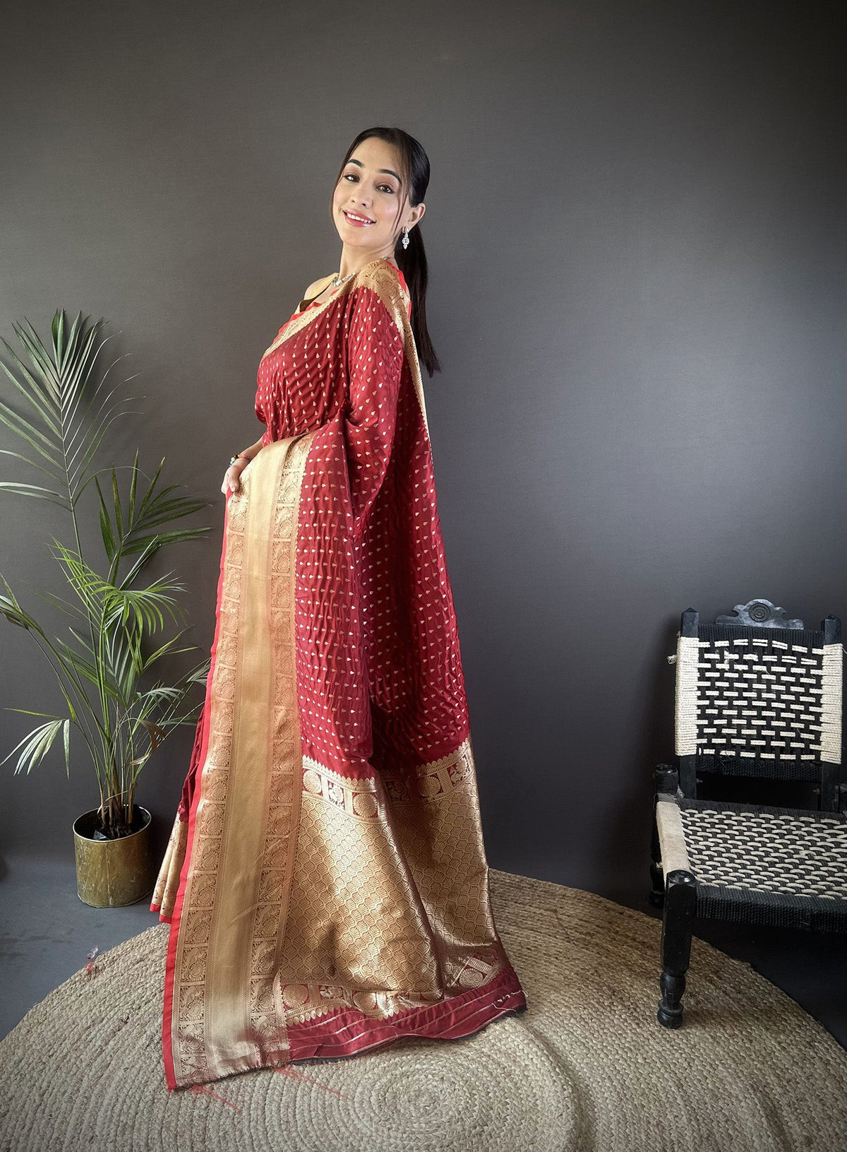 Elora Brick Red Soft Silk Small Butti Zari Weaving Border Banarasi Saree | Grocsy