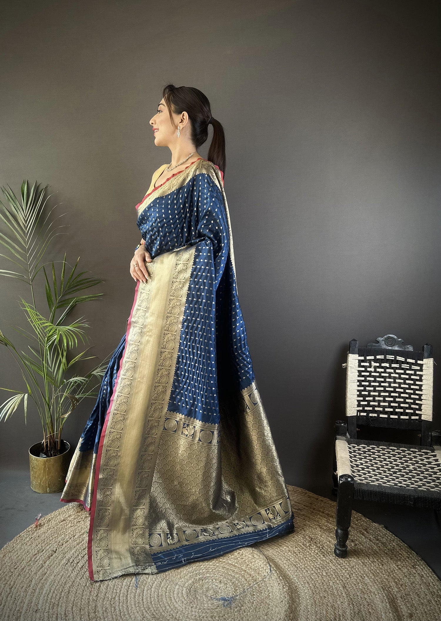 Elora Navy Blue Soft Silk Small Butti Zari Weaving Border Banarasi Saree | Grocsy