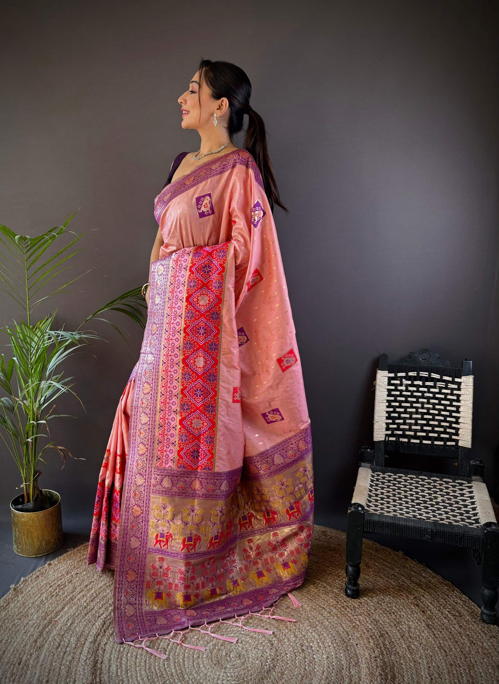 Elora Light Pink Soft Silk Small Butti Zari Weaving Contrast Weaving Border Banarasi Saree | Grocsy