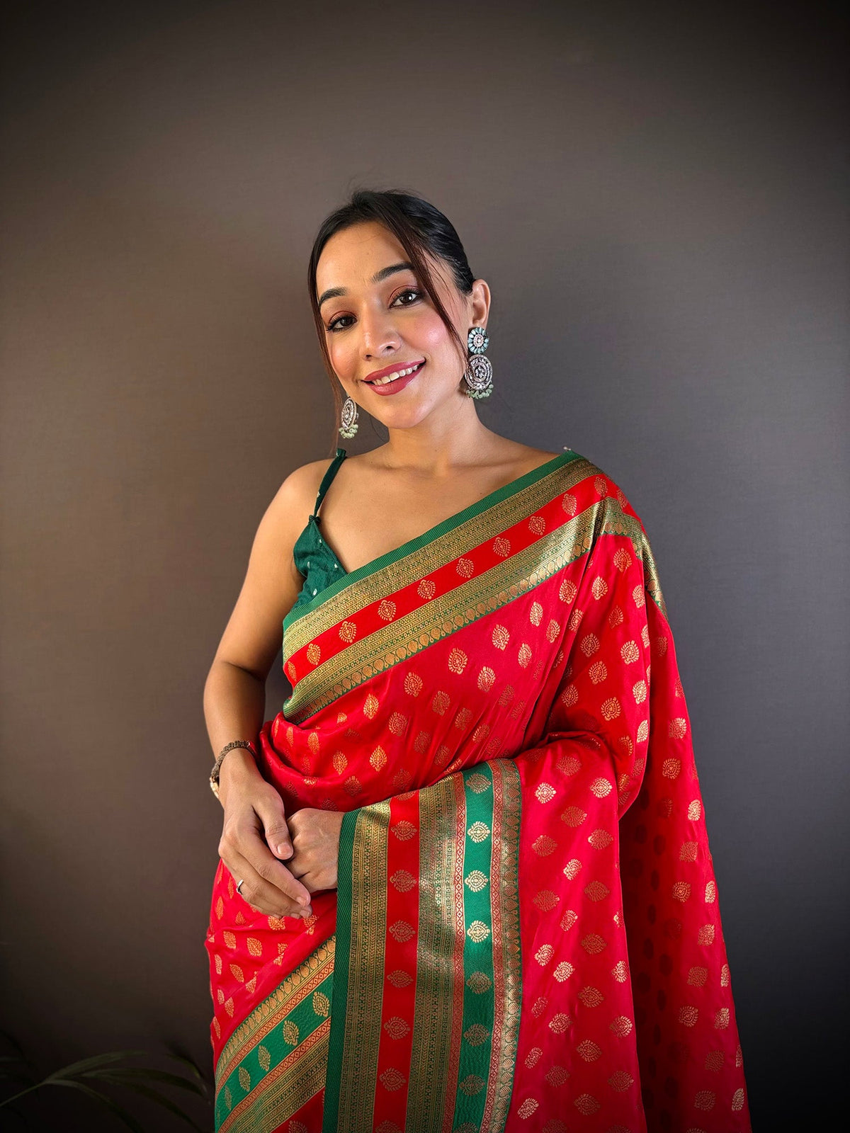 Elora Red Soft Silk Butti Zari Weaving Work Banarasi Saree | Grocsy