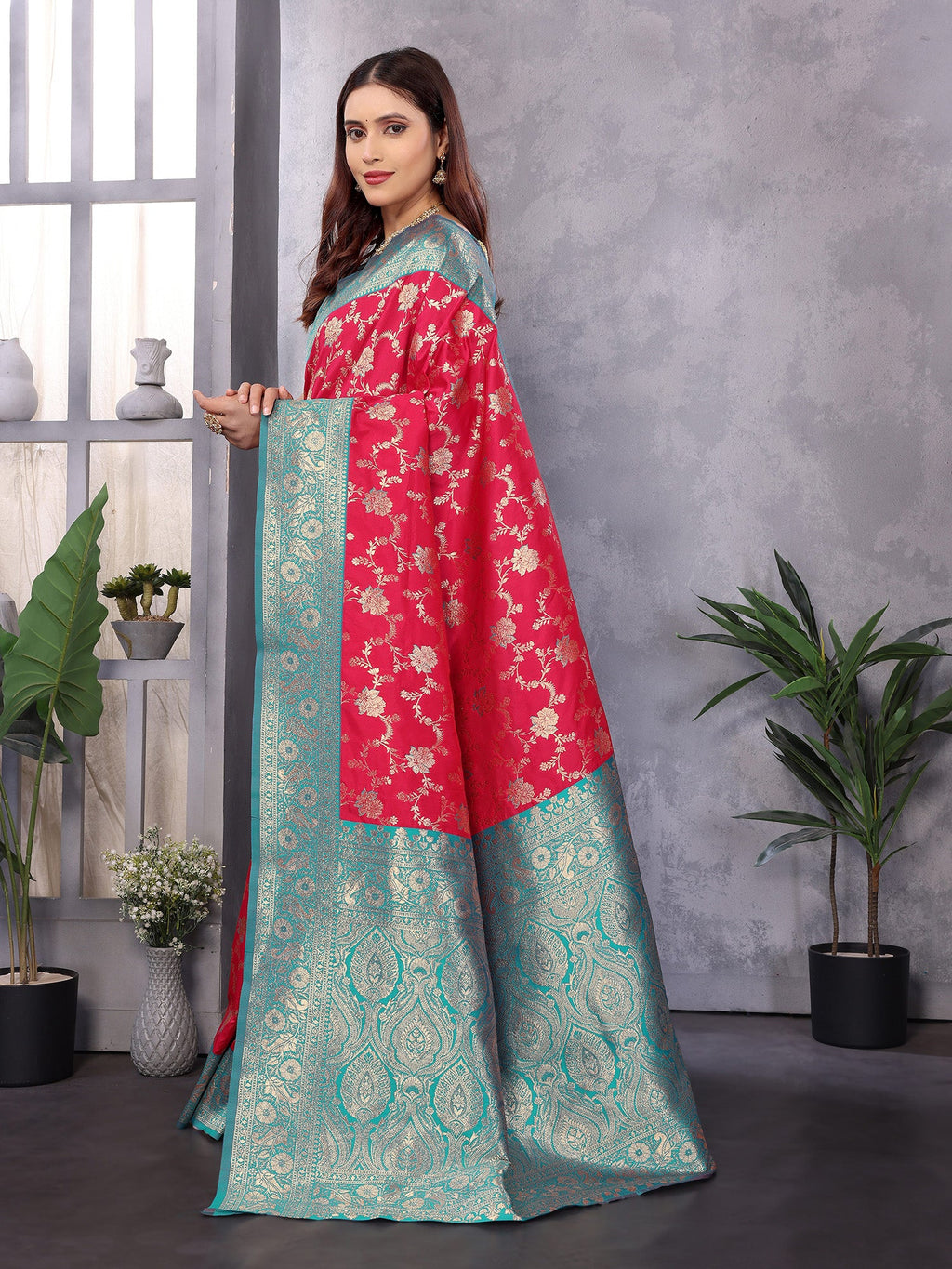 Elora Red Soft Silk Zari Zaal Weaving Banarasi With Contrast Blouse | Grocsy