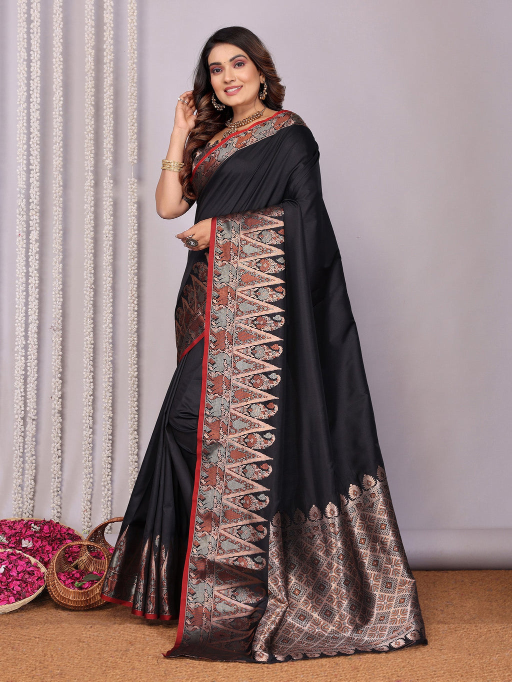 Elora Black Soft Silk Plain Zari Jacquard Weaving Banarasi Saree With Zari Weaving Border | Grocsy