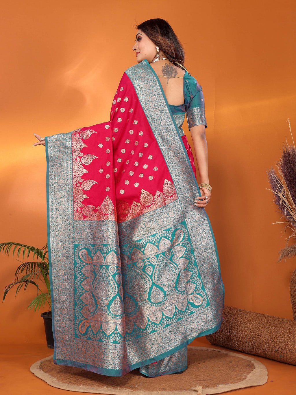 Elora Hot Pink Soft Silk Small Butti Zari Weaving With Heavy Zari Border Saree | Grocsy
