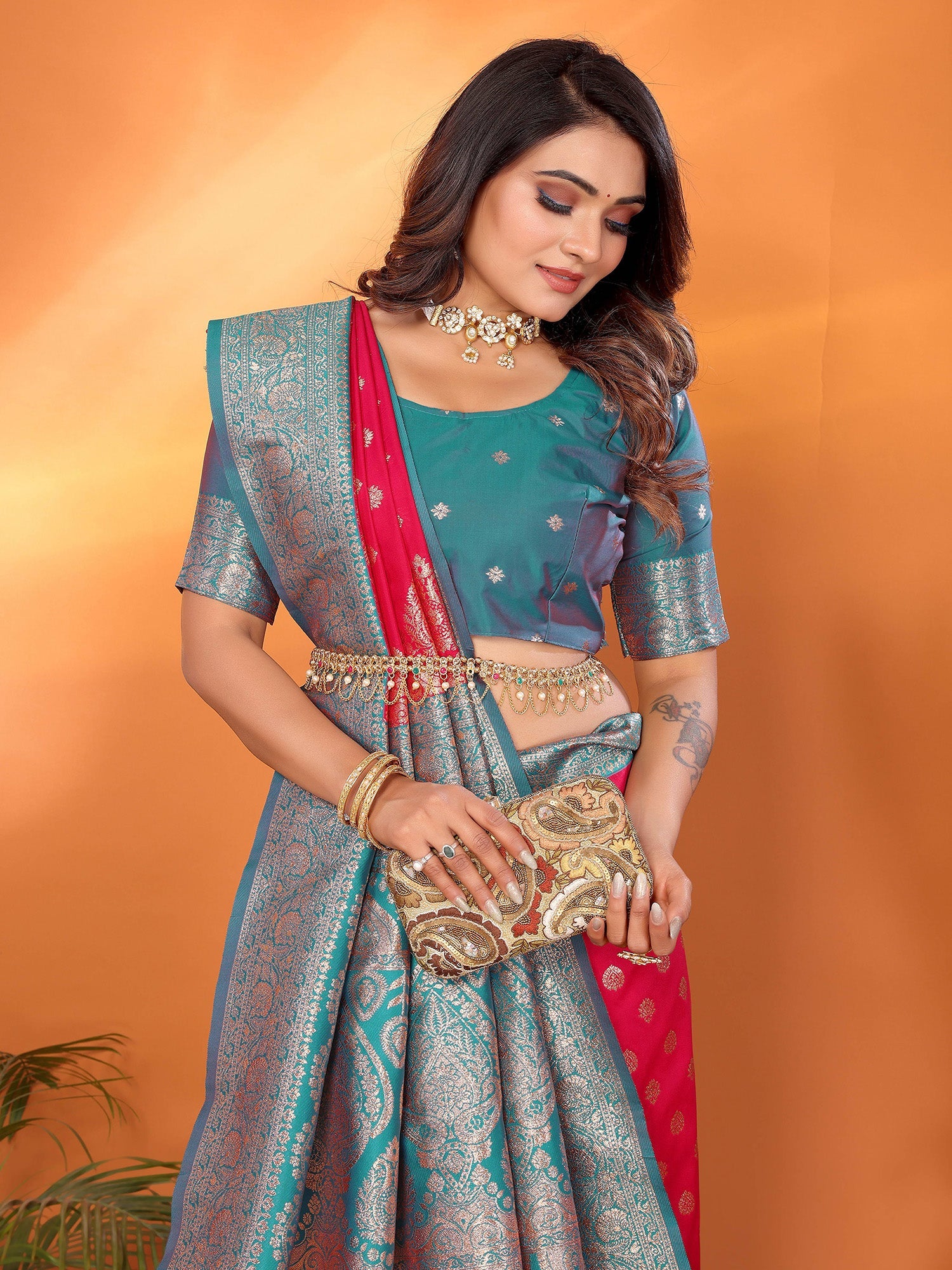 Elora Hot Pink Soft Silk Small Butti Zari Weaving With Heavy Zari Border Saree | Grocsy