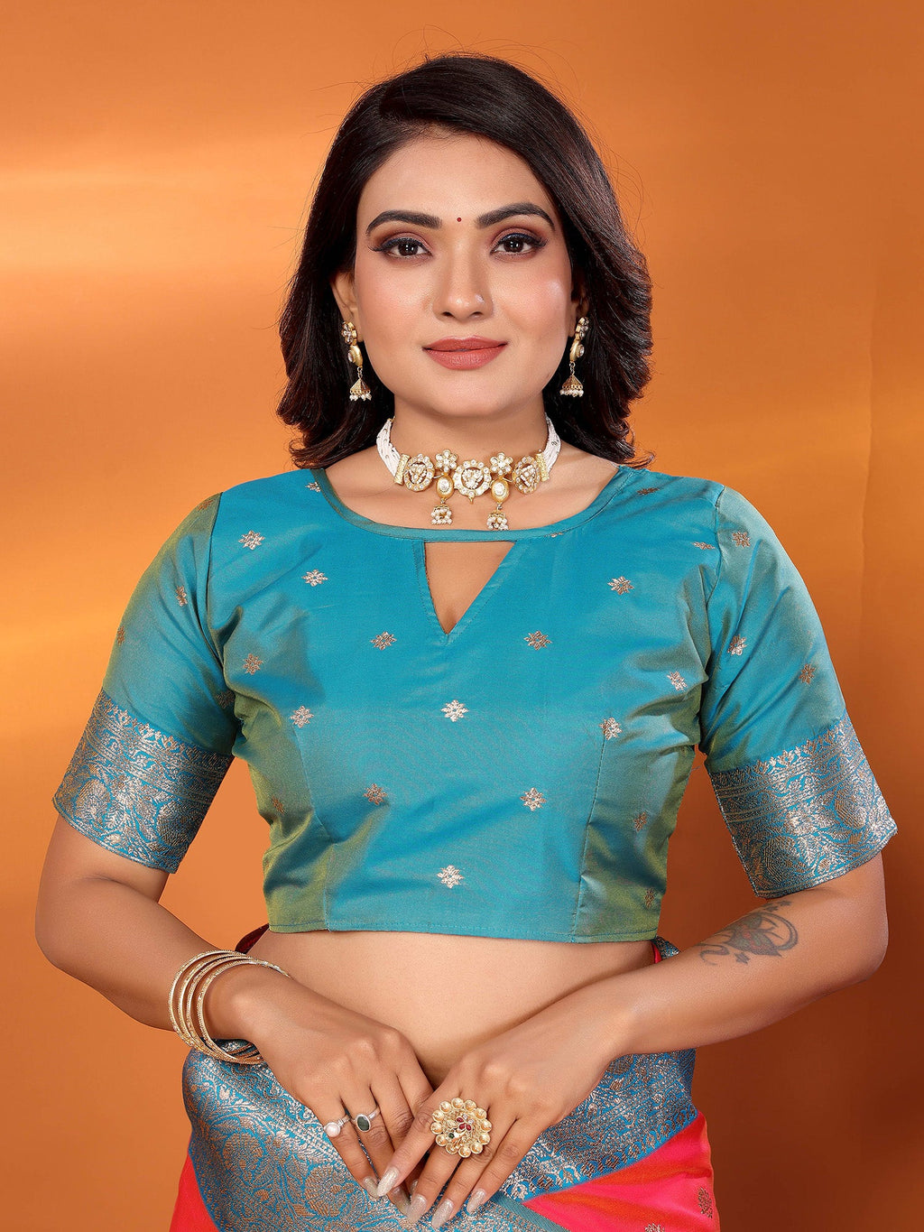 Elora Pink Soft Silk Small Butti Zari Weaving With Heavy Zari Border Saree | Grocsy