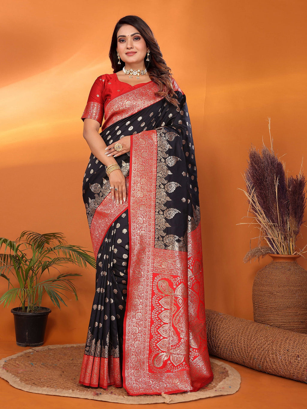 Elora Black Soft Silk Small Butti Zari Weaving With Heavy Zari Border Saree | Grocsy