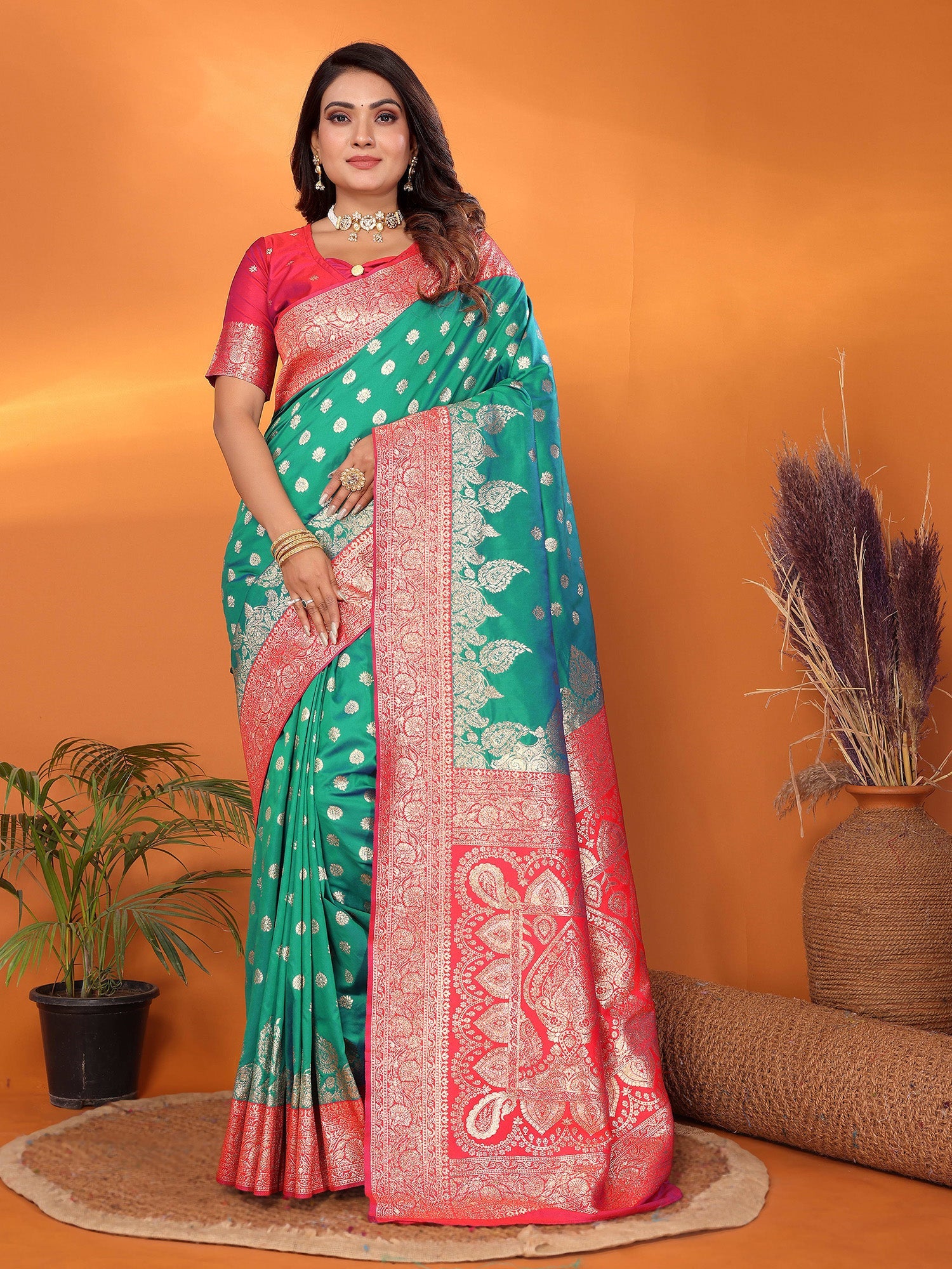Elora Light Green Soft Silk Small Butti Zari Weaving With Heavy Zari Border Saree | Grocsy