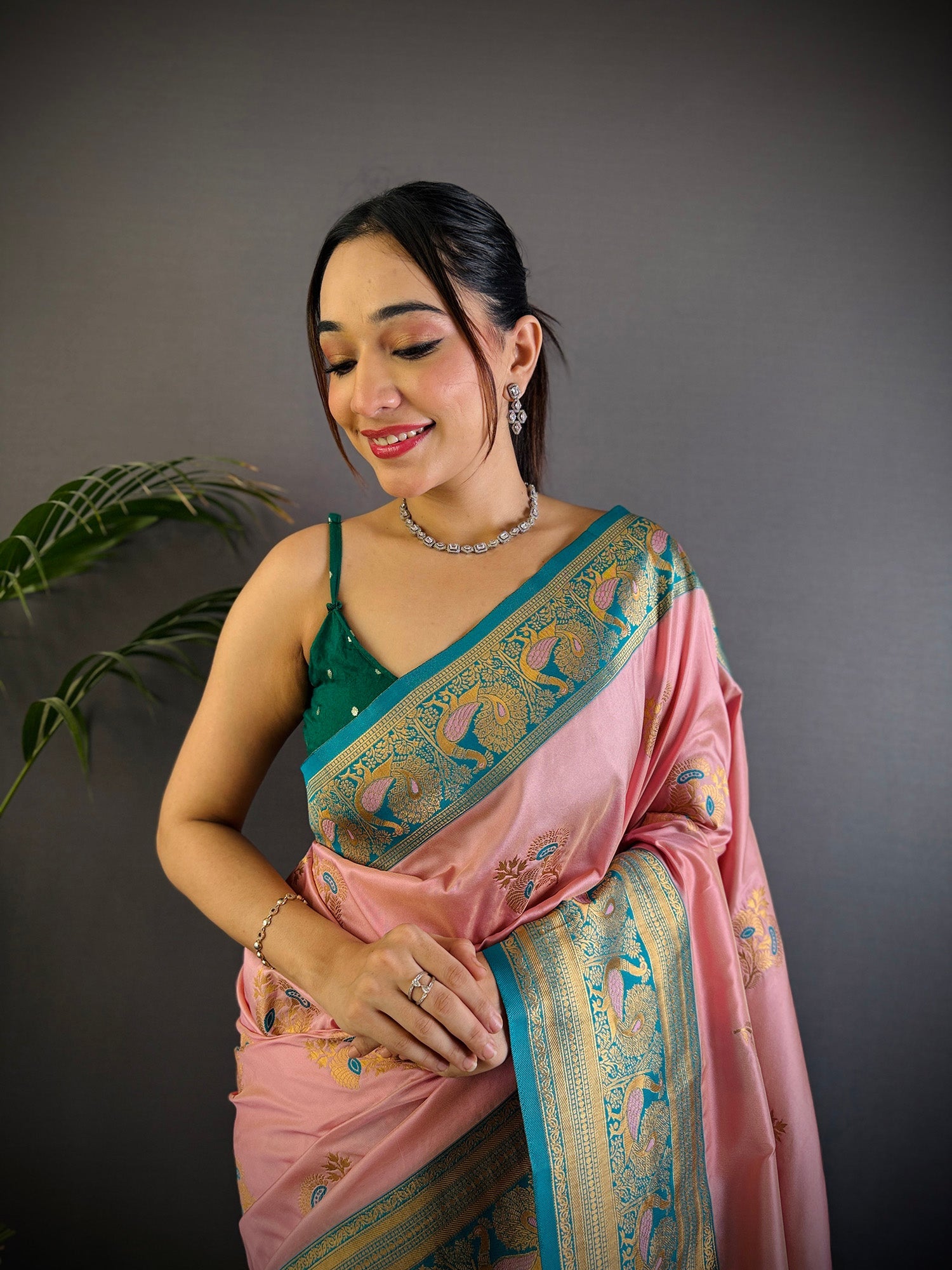 Elora Baby Pink Soft Silk Floral Butta Zari Weaving Banarasi With Peacock Zari Weaving Border | Grocsy