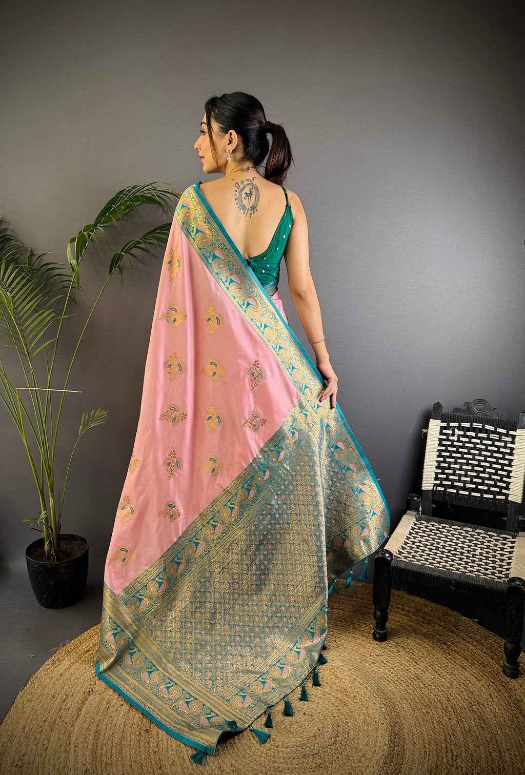 Elora Baby Pink Soft Silk Floral Butta Zari Weaving Banarasi With Peacock Zari Weaving Border | Grocsy