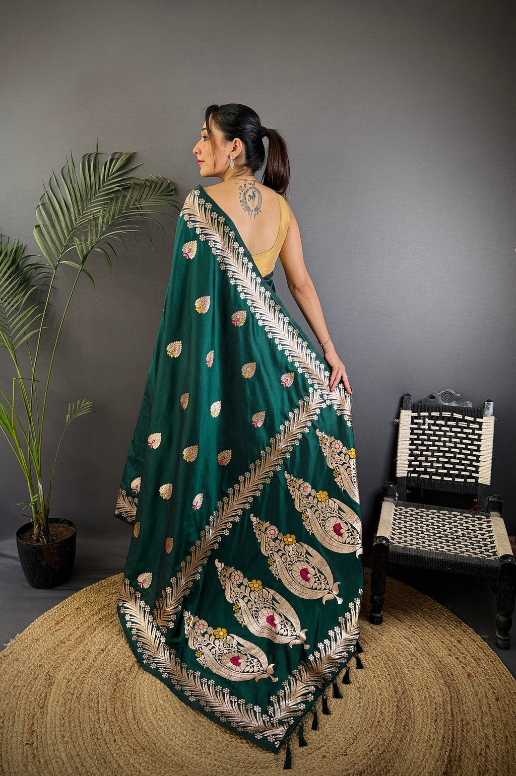 Elora Deep Teal Soft Silk Meenakari Zari Weaving Banarasi Saree | Grocsy