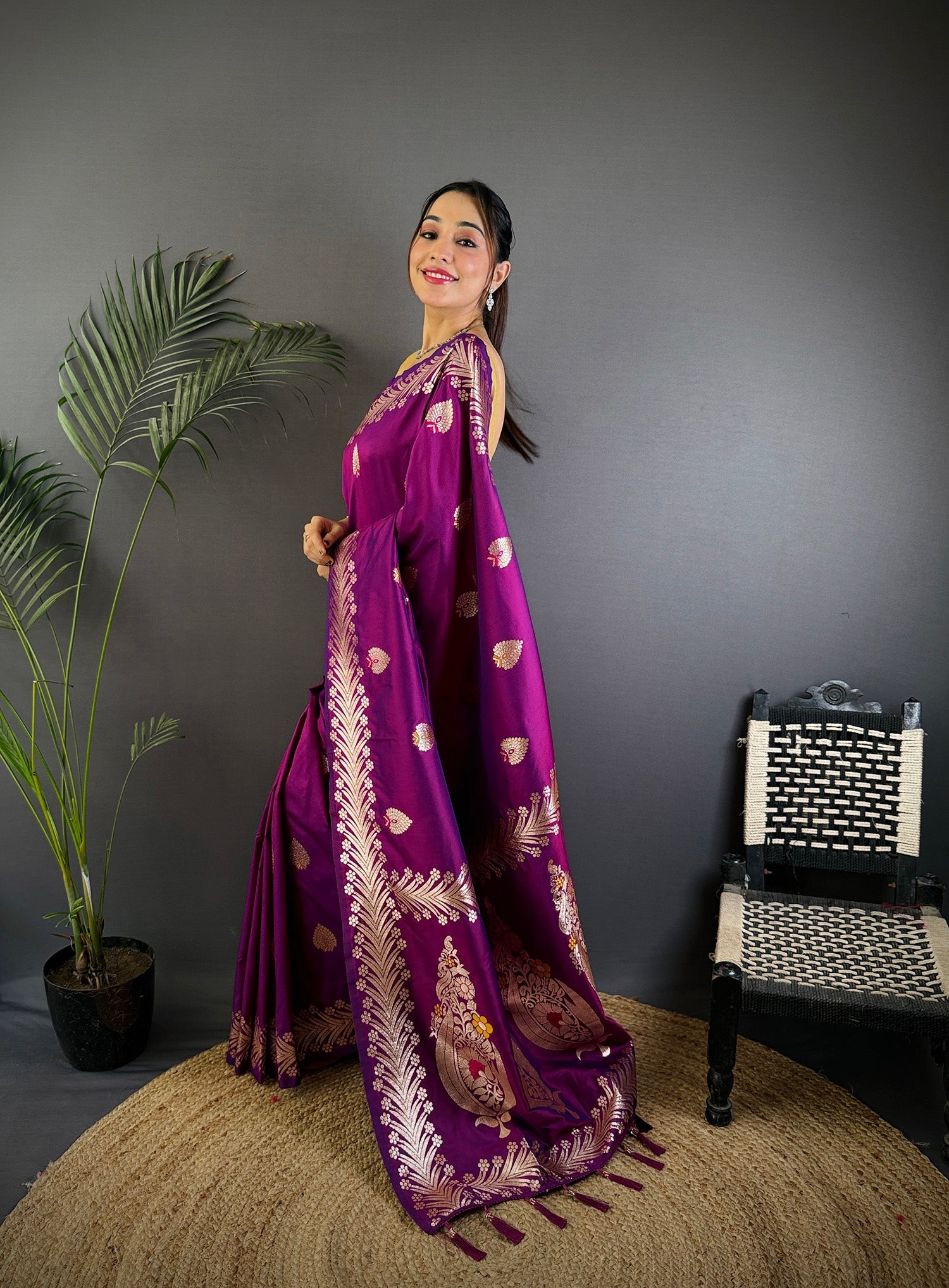 Elora Purple Soft Silk Meenakari Zari Weaving Banarasi Saree | Grocsy